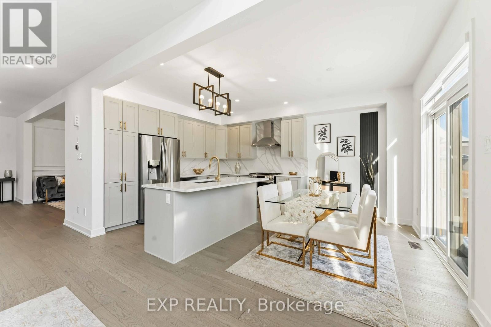 












212 REISLING WAY

,
Ottawa,




Ontario
K1T0X1

