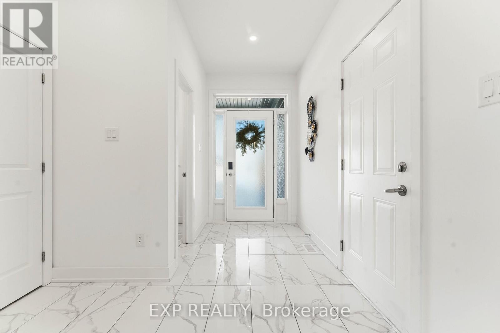 












212 REISLING WAY

,
Ottawa,




Ontario
K1T0X1

