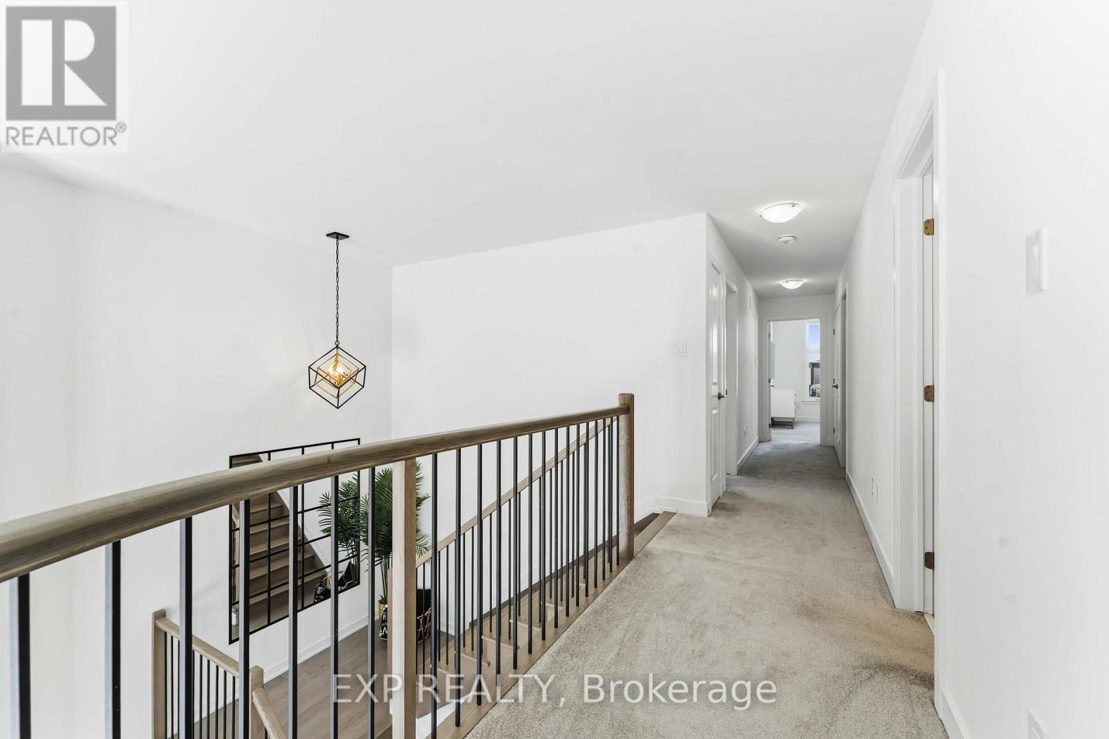 












212 REISLING WAY

,
Ottawa,




Ontario
K1T0X1

