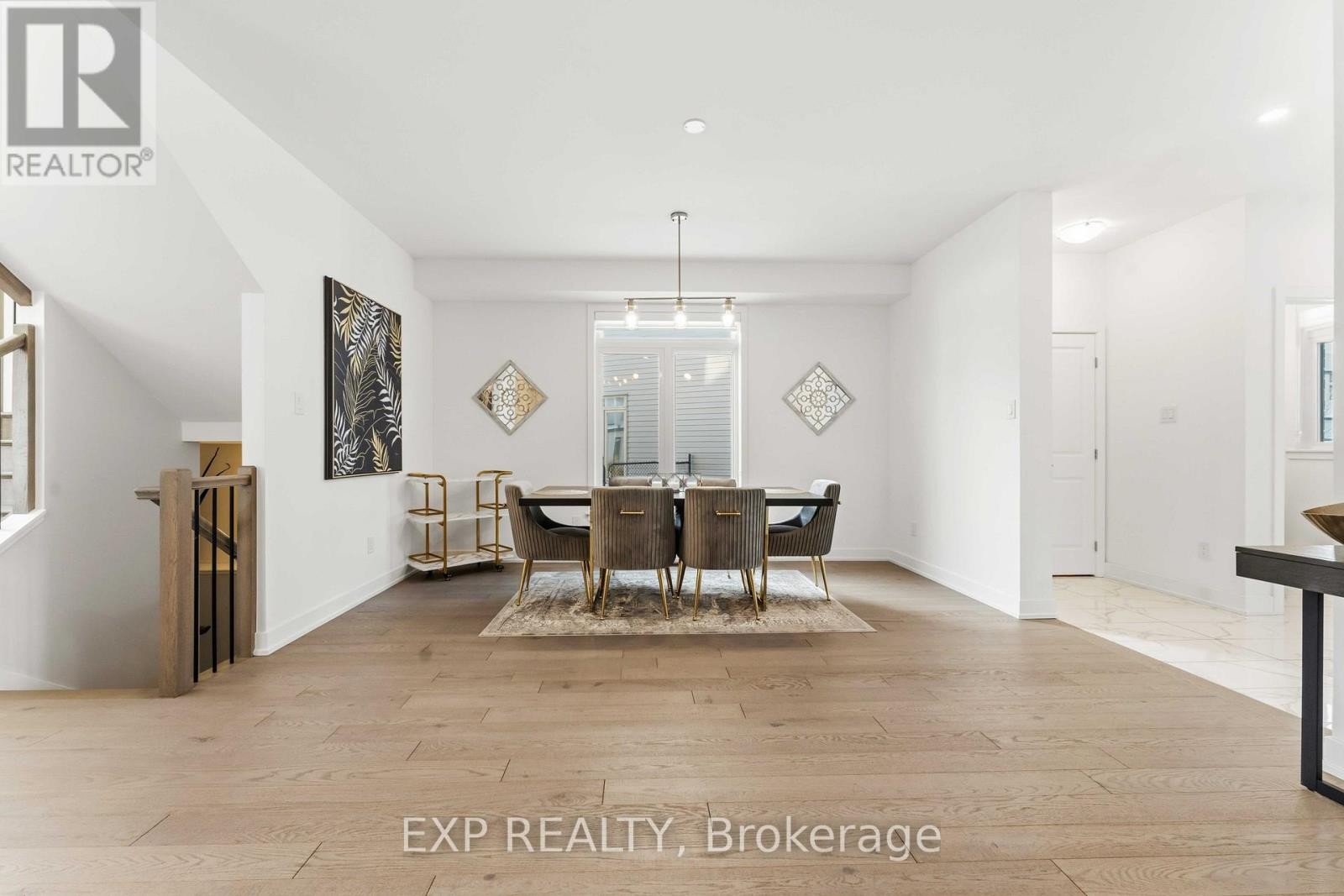 












212 REISLING WAY

,
Ottawa,




Ontario
K1T0X1

