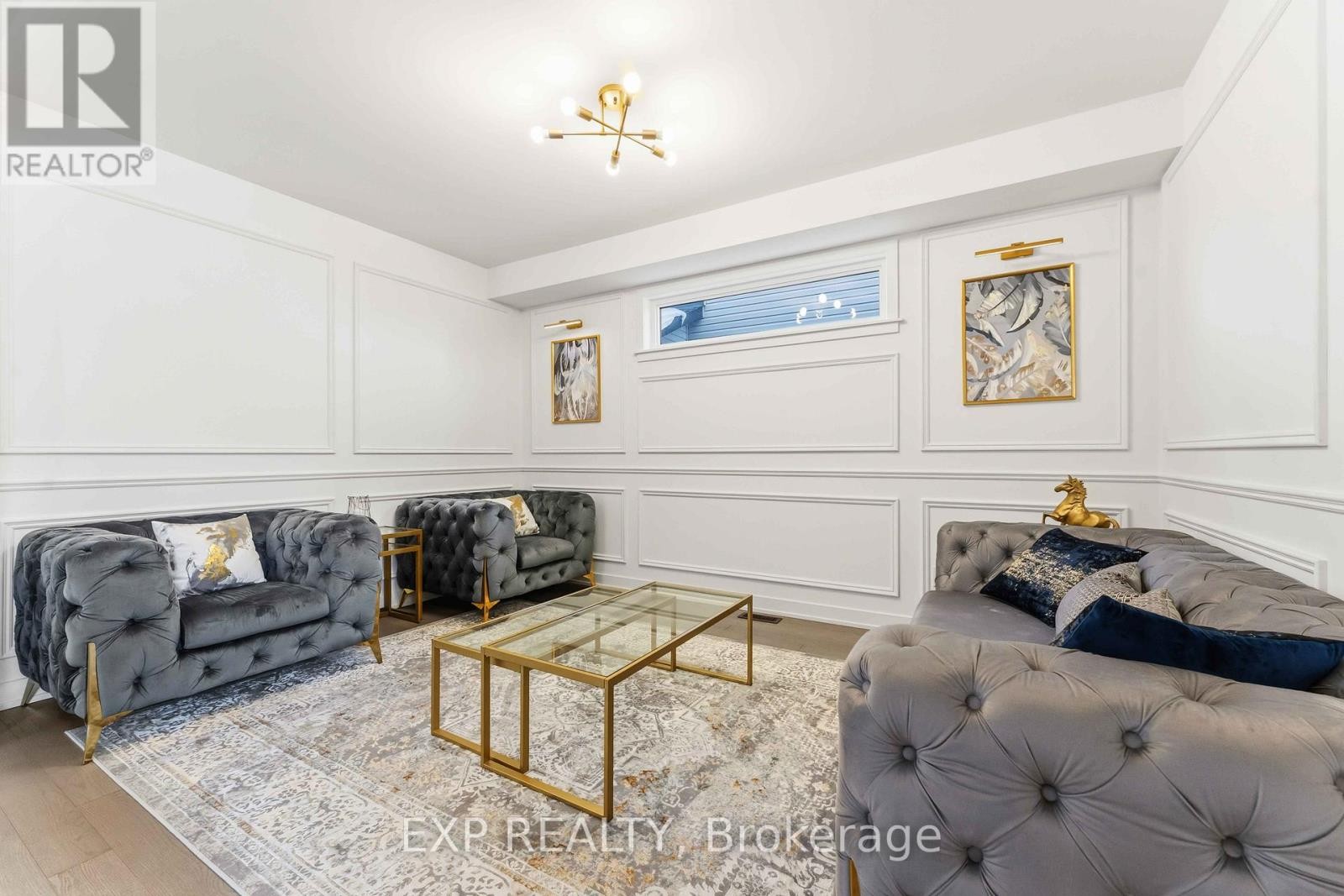 












212 REISLING WAY

,
Ottawa,




Ontario
K1T0X1

