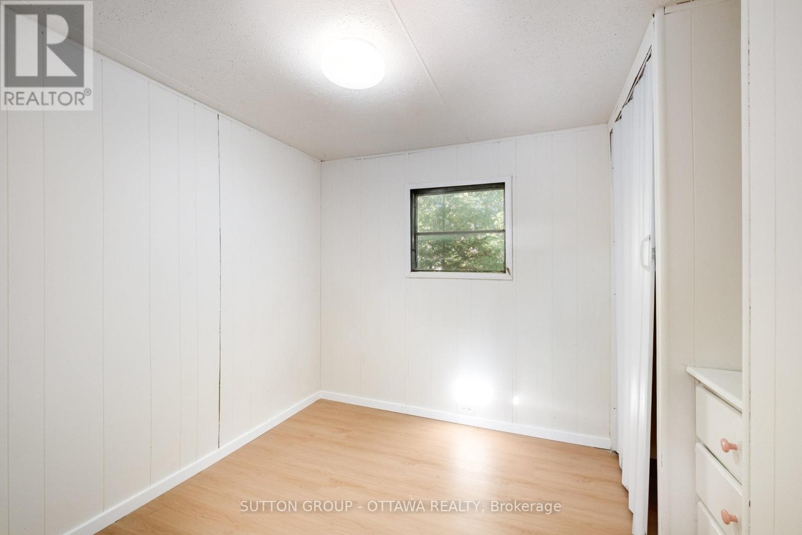 












42 - 7481 MITCH OWENS ROAD

,
Ottawa,




Ontario
K1G3N4

