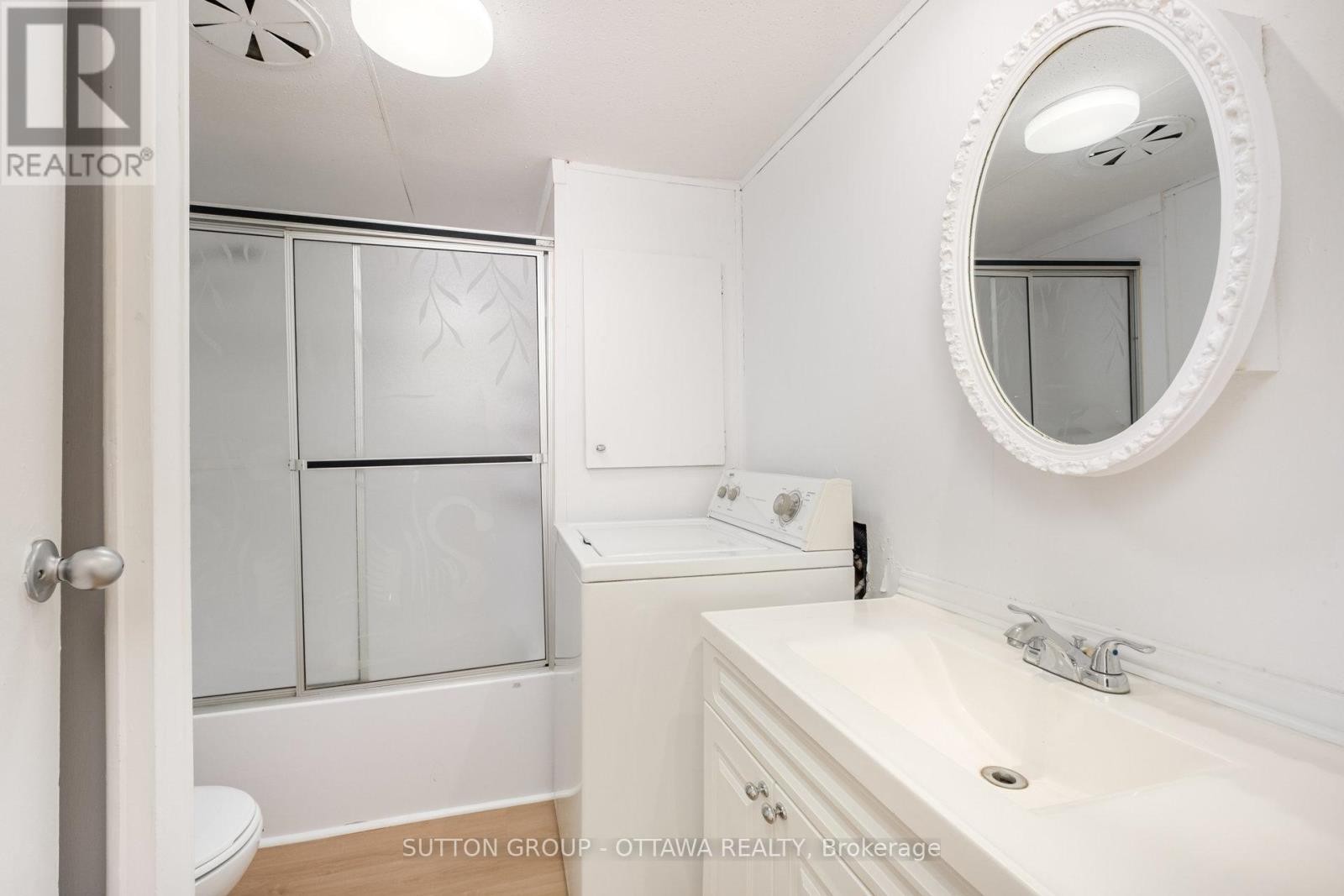 












42 - 7481 MITCH OWENS ROAD

,
Ottawa,




Ontario
K1G3N4

