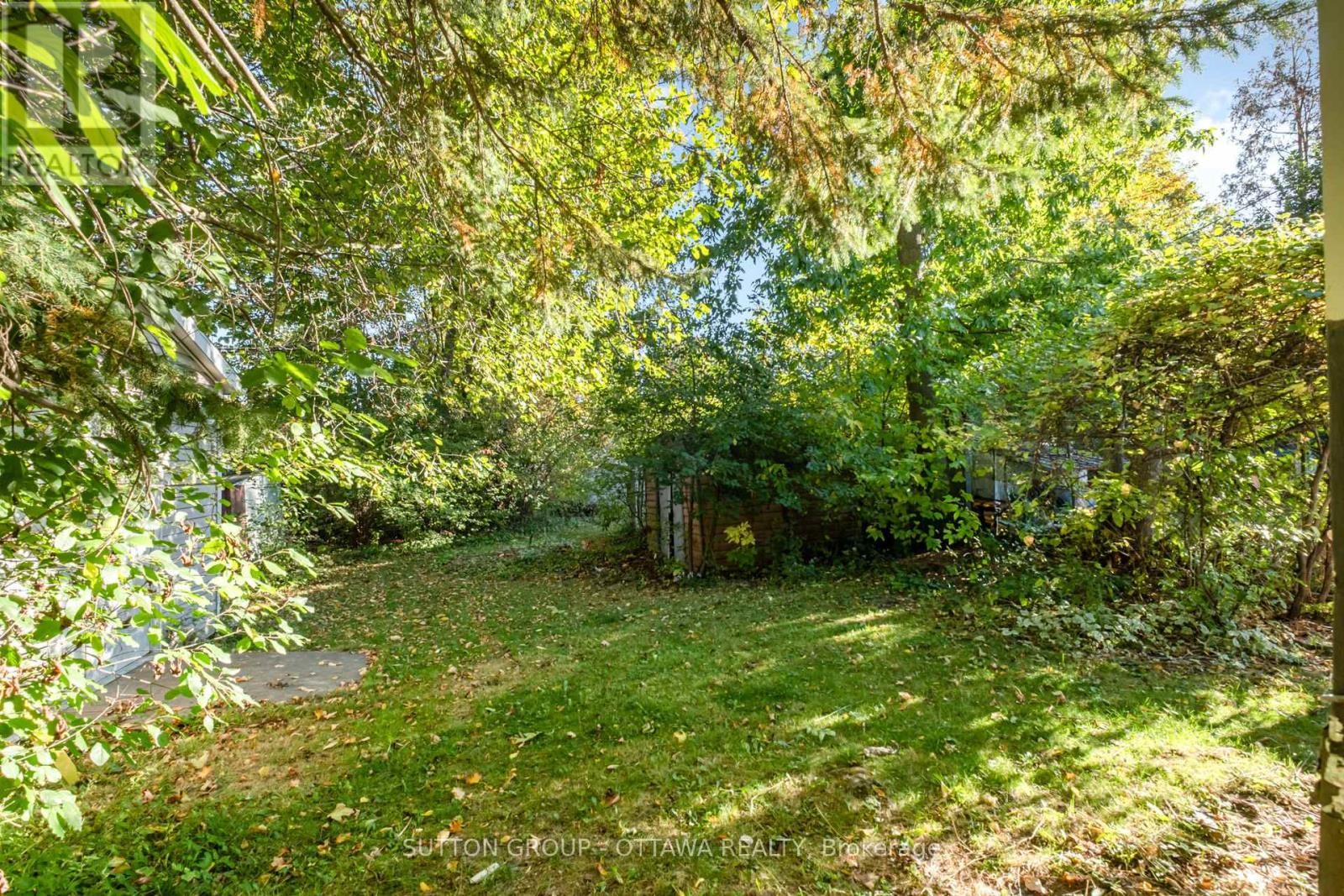 












42 - 7481 MITCH OWENS ROAD

,
Ottawa,




Ontario
K1G3N4

