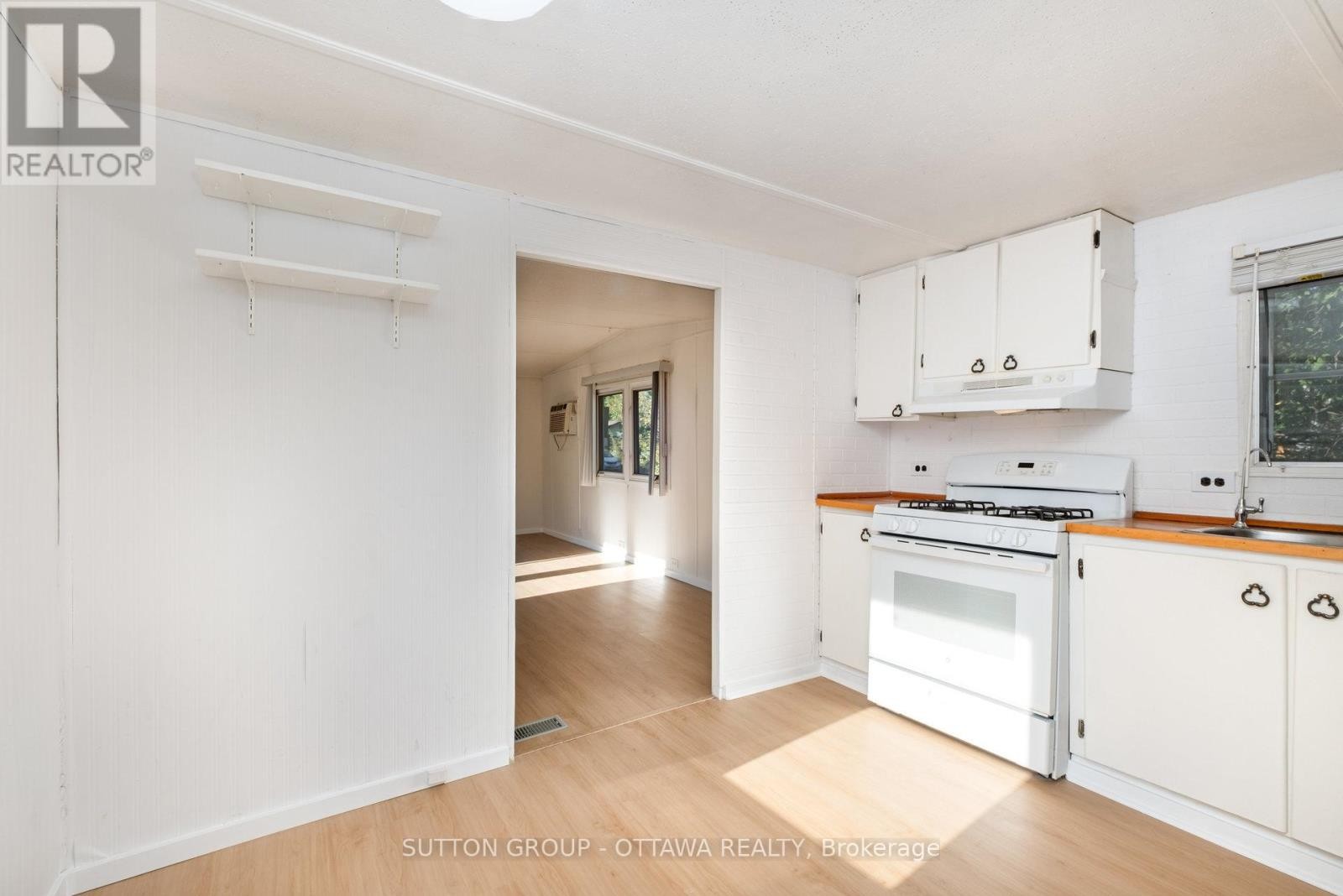 












42 - 7481 MITCH OWENS ROAD

,
Ottawa,




Ontario
K1G3N4

