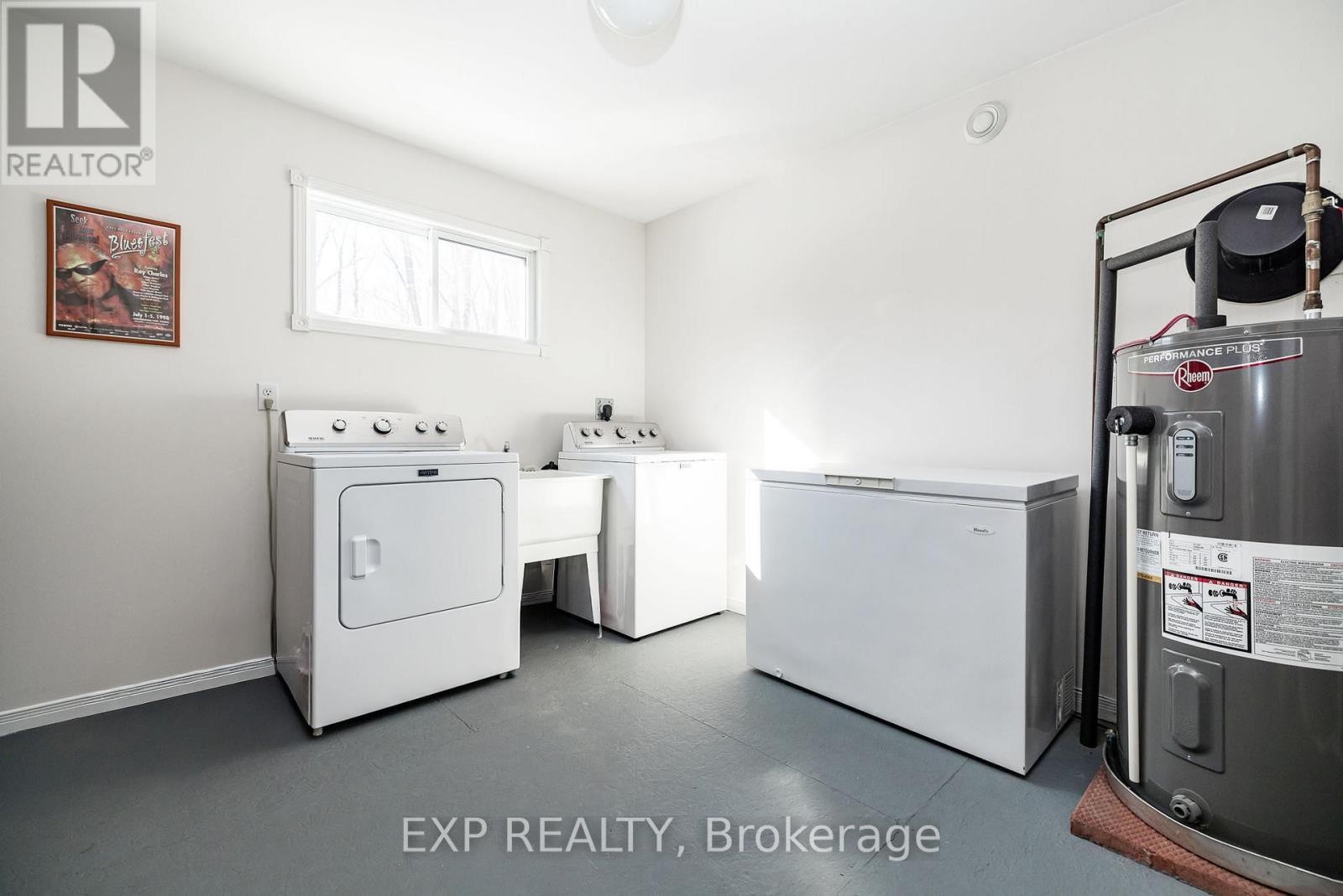 












161 NORTHCOTE DRIVE

,
Beckwith,




Ontario
K7C0C4

