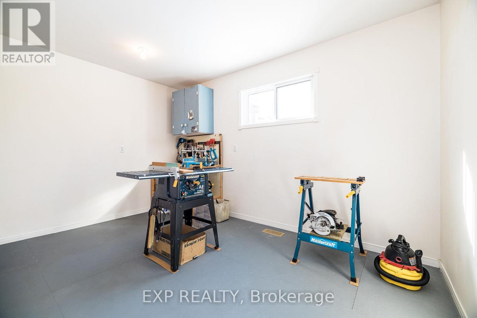 












161 NORTHCOTE DRIVE

,
Beckwith,




Ontario
K7C0C4

