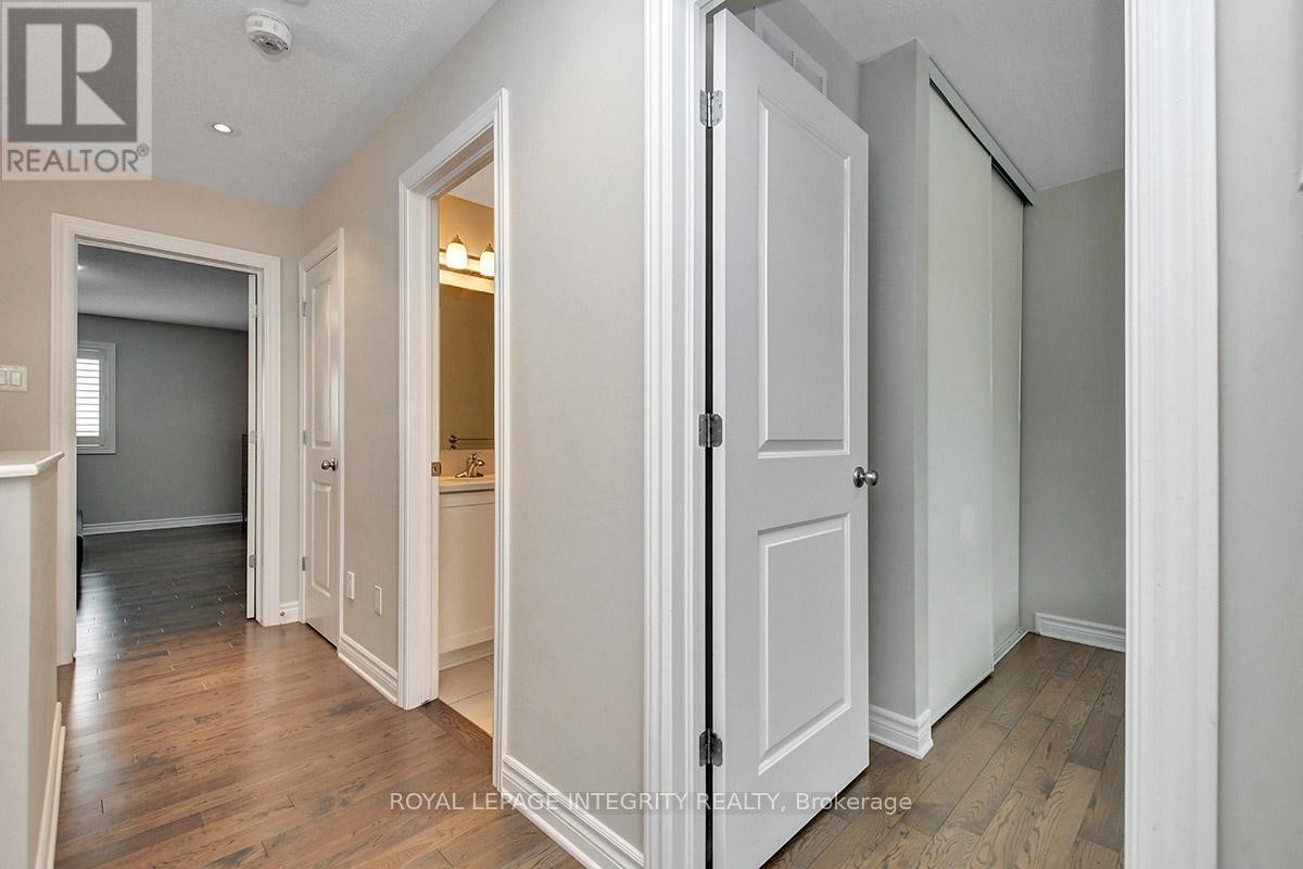 












356 AXIS WAY

,
Ottawa,




Ontario
K1W0J9

