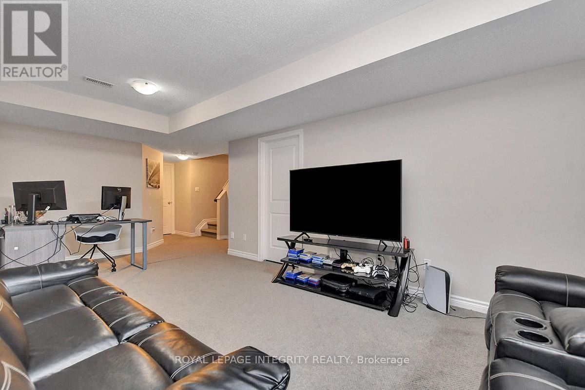 












356 AXIS WAY

,
Ottawa,




Ontario
K1W0J9

