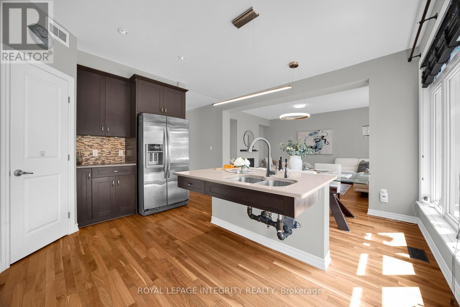 












514 CARINA CRESCENT

,
Ottawa,




Ontario
K2J0Z4

