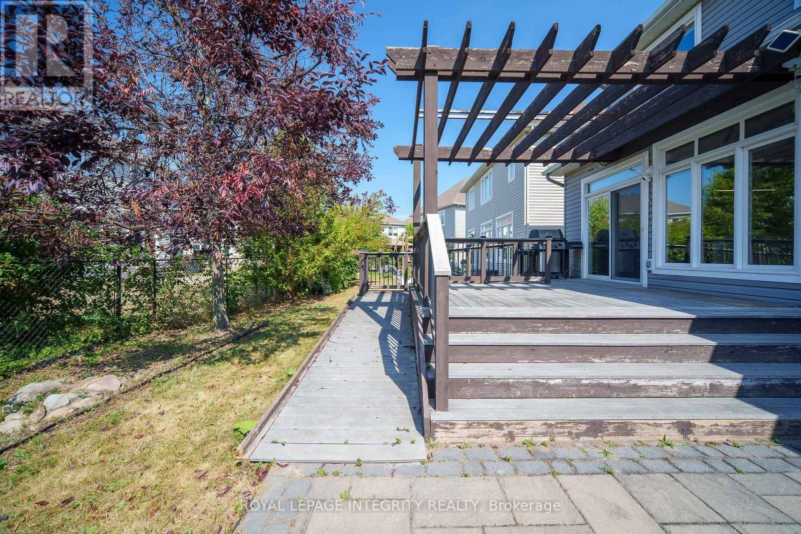 












514 CARINA CRESCENT

,
Ottawa,




Ontario
K2J0Z4

