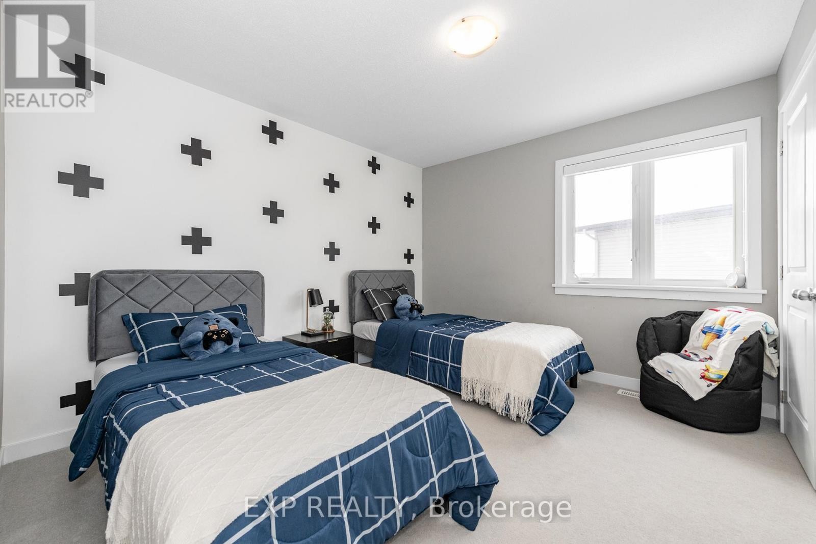 












13 FANNING STREET

,
Carleton Place,




Ontario
K7C0J2

