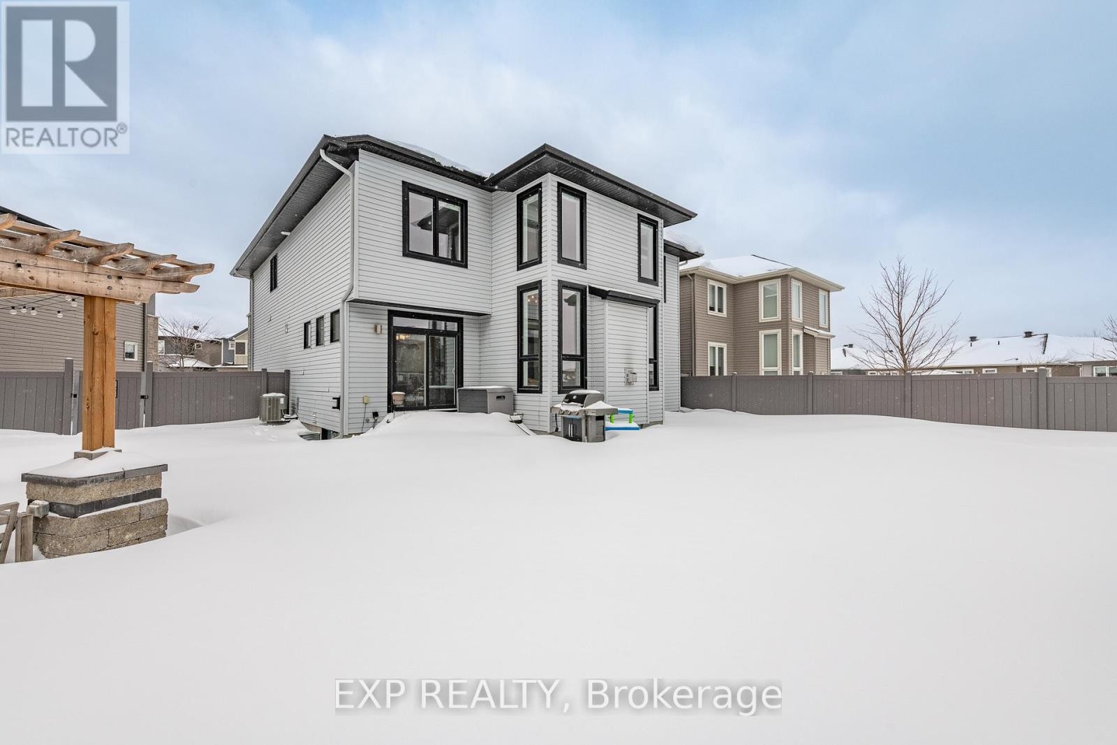 












13 FANNING STREET

,
Carleton Place,




Ontario
K7C0J2

