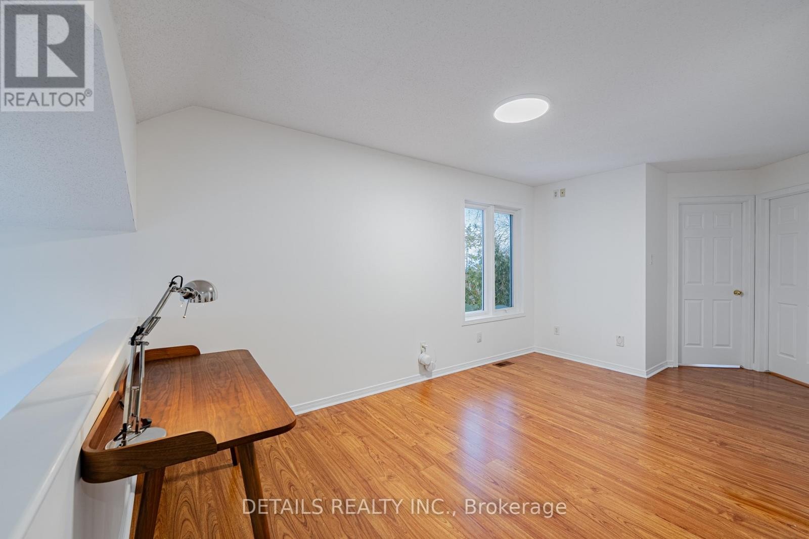 












20 - 376 WIFFEN PRIVATE

,
Ottawa,




Ontario
K2H1G4


