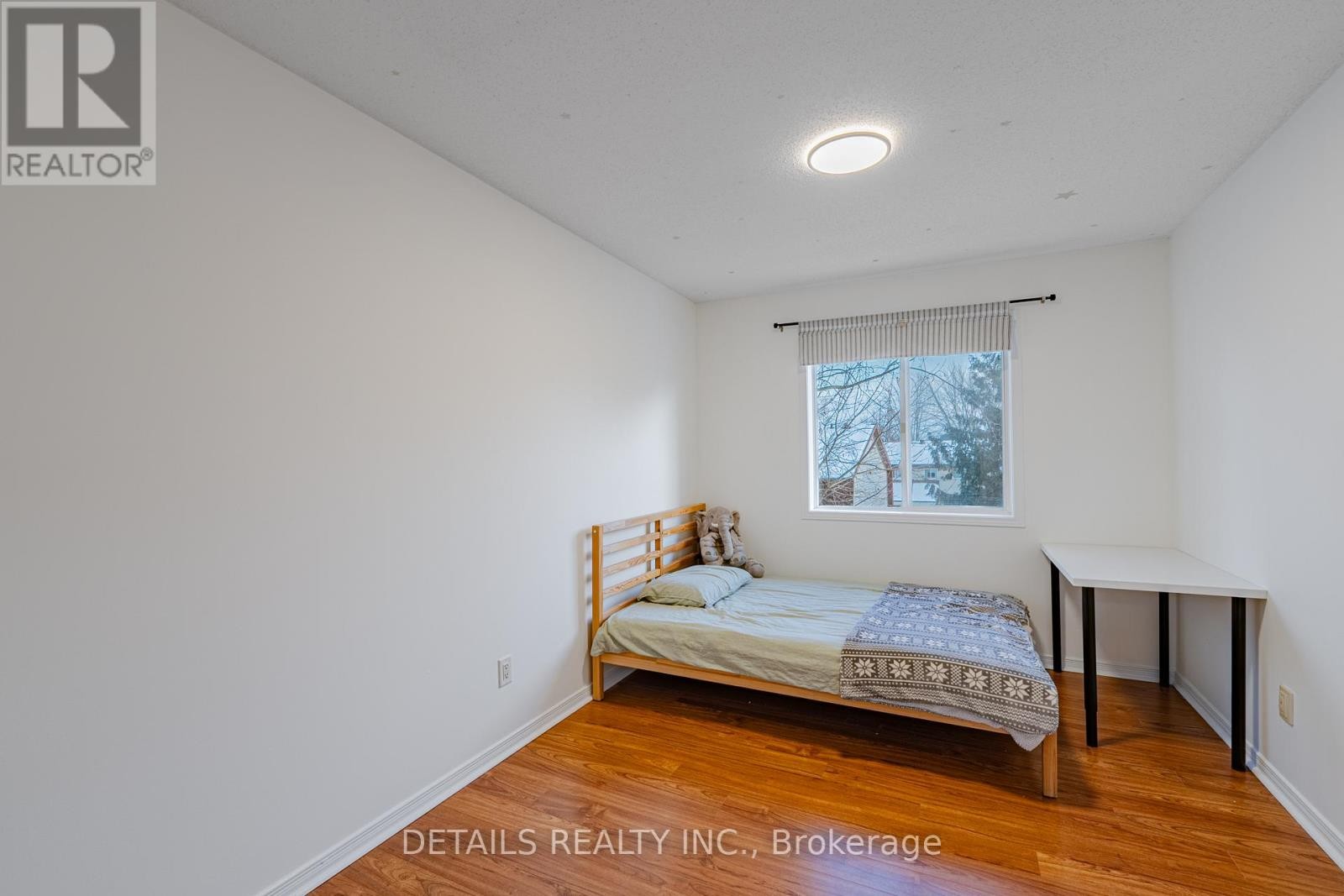 












20 - 376 WIFFEN PRIVATE

,
Ottawa,




Ontario
K2H1G4

