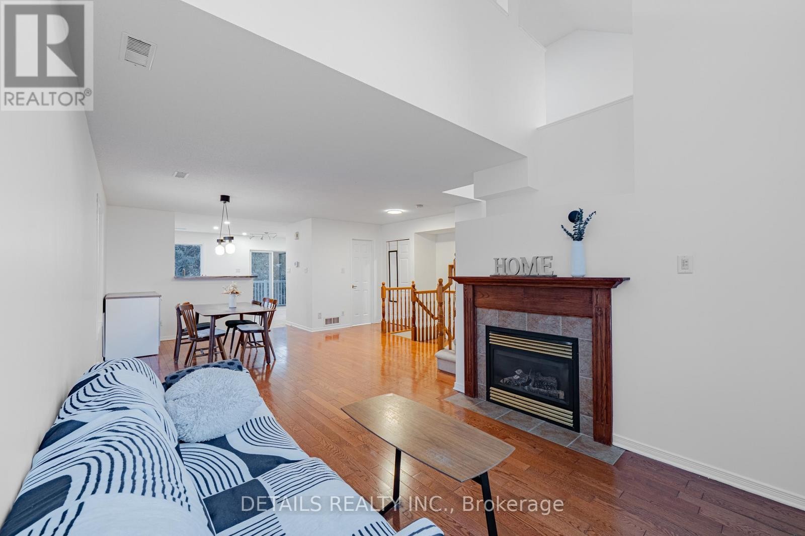 












20 - 376 WIFFEN PRIVATE

,
Ottawa,




Ontario
K2H1G4

