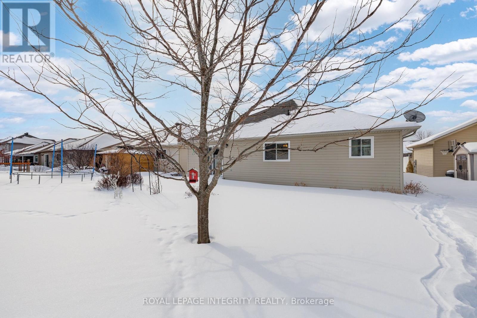 












59 JOHANNA STREET

,
Mississippi Mills,




Ontario
K0A1A0

