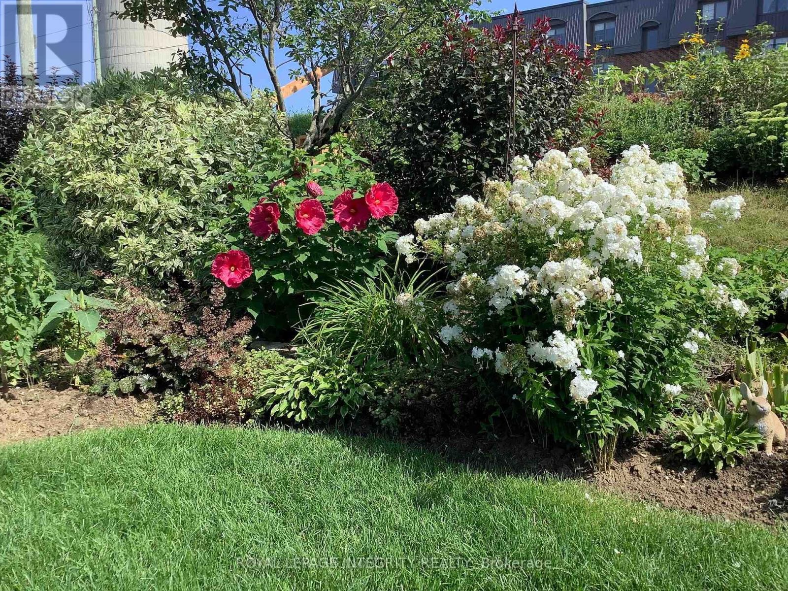 












59 JOHANNA STREET

,
Mississippi Mills,




Ontario
K0A1A0

