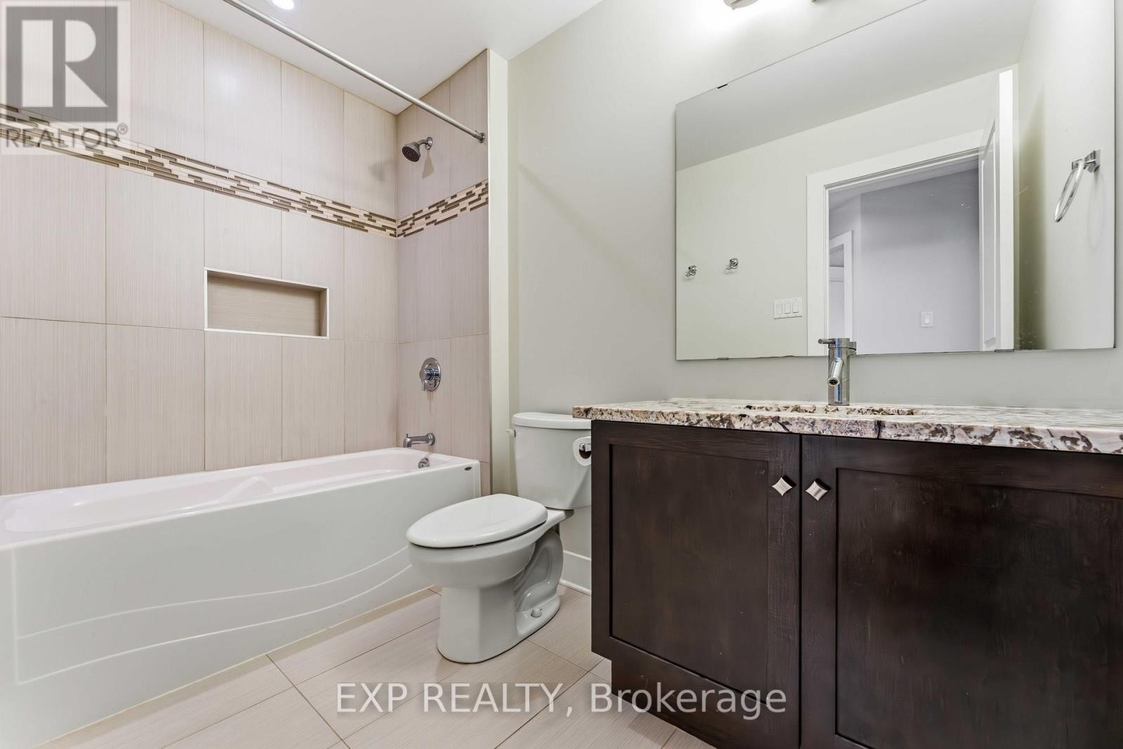 












152 RIVINGTON STREET

,
Ottawa,




Ontario
K0A1L0

