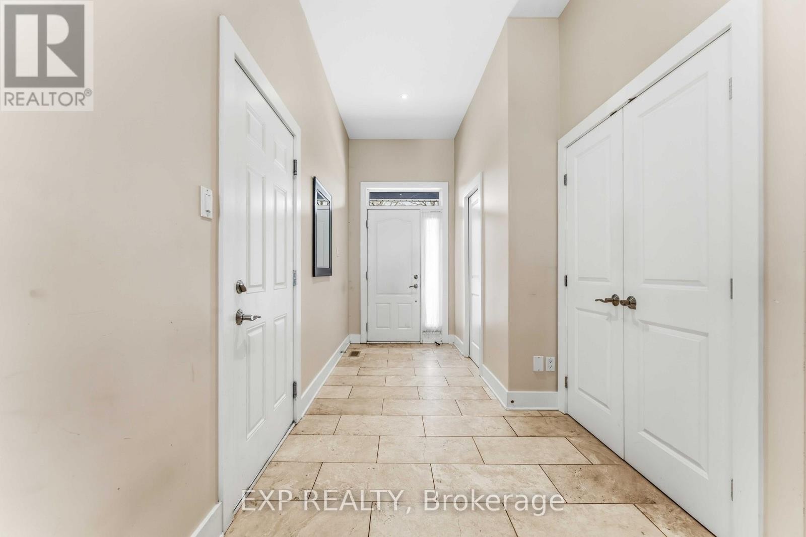 












152 RIVINGTON STREET

,
Ottawa,




Ontario
K0A1L0

