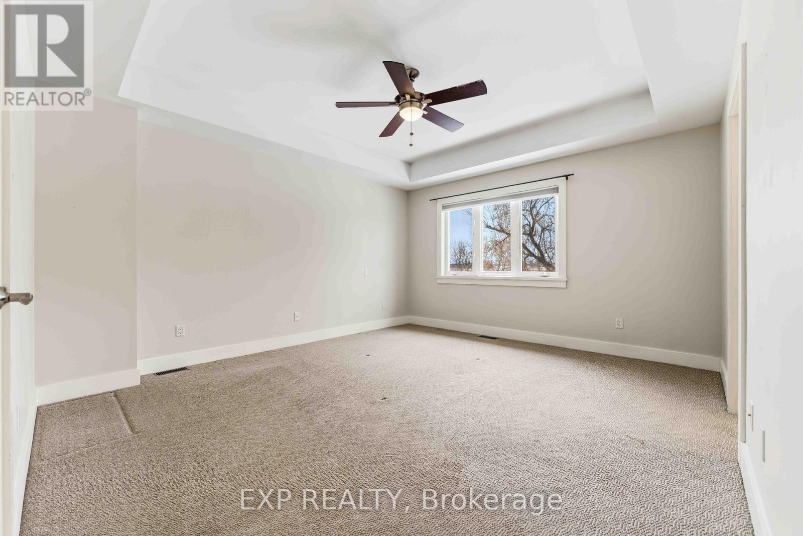 












152 RIVINGTON STREET

,
Ottawa,




Ontario
K0A1L0

