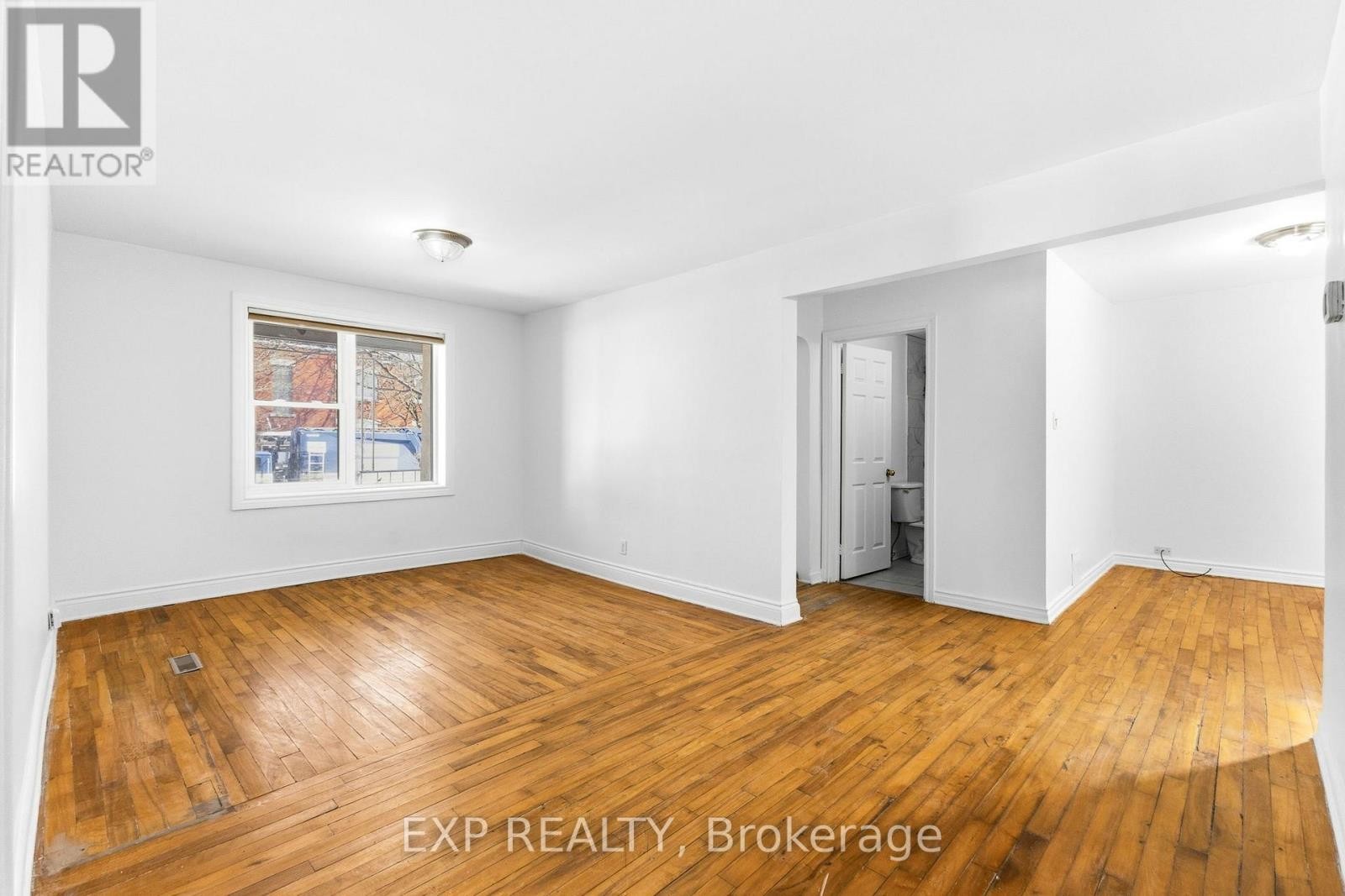 












278 ST JACQUES STREET

,
Ottawa,




Ontario
K1L5G7

