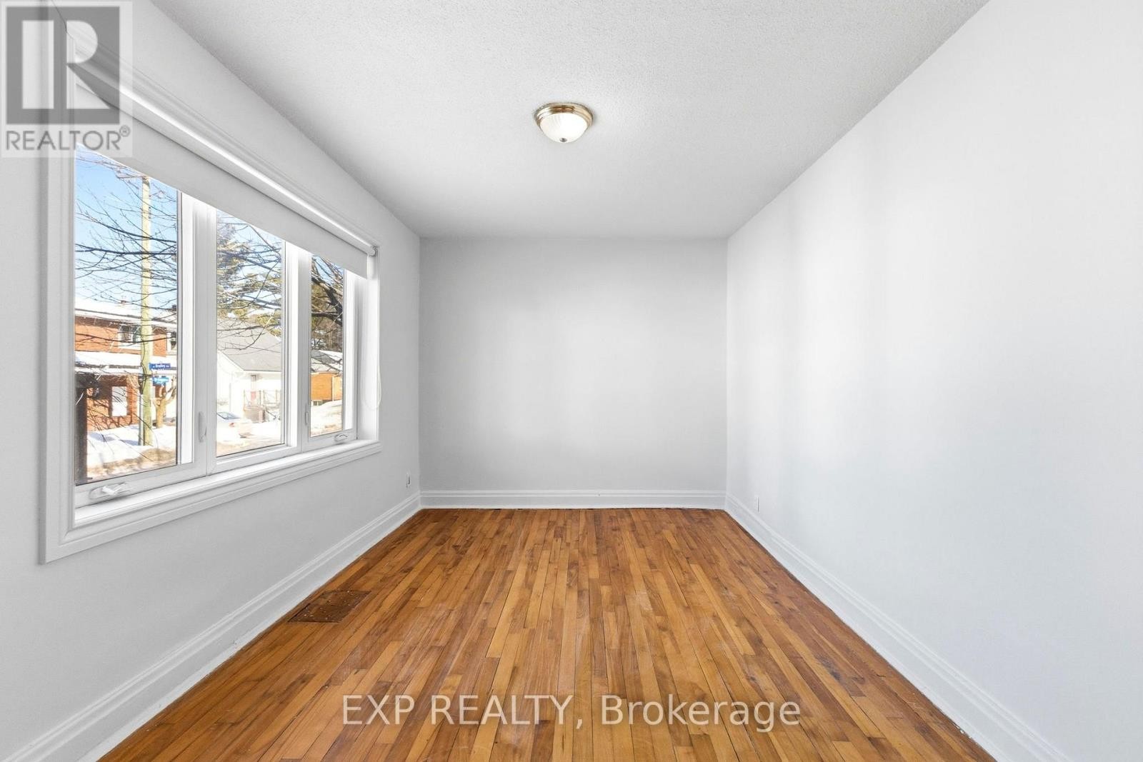 












278 ST JACQUES STREET

,
Ottawa,




Ontario
K1L5G7

