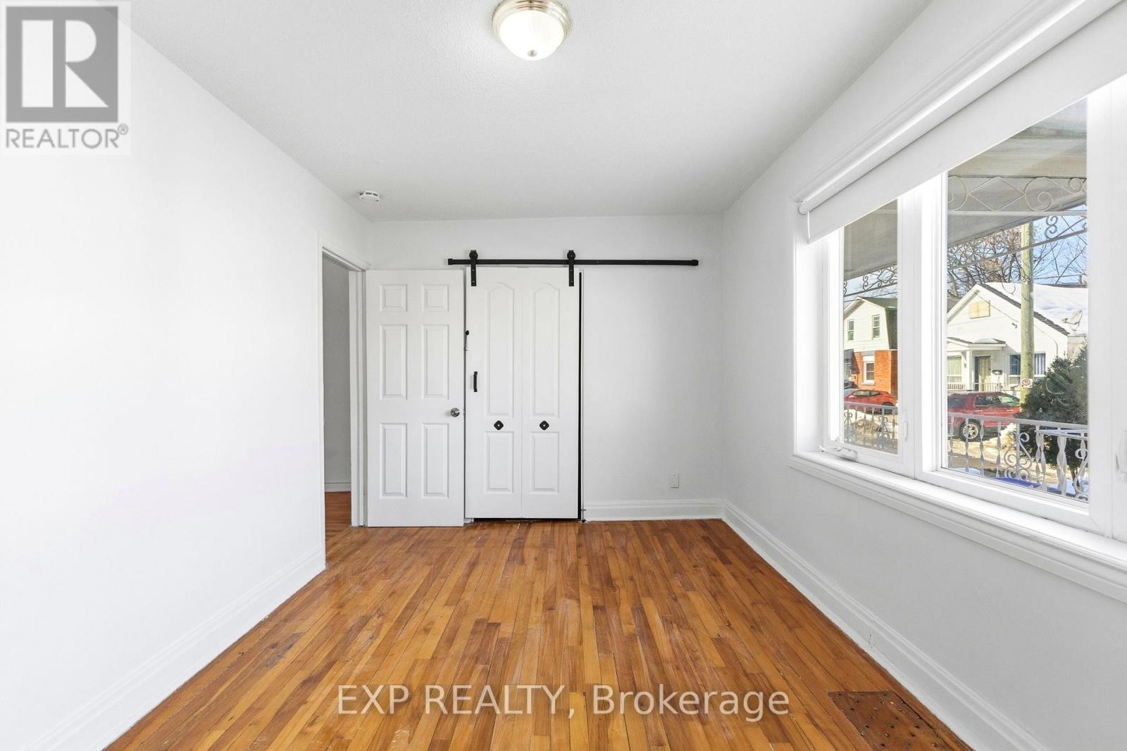 












278 ST JACQUES STREET

,
Ottawa,




Ontario
K1L5G7

