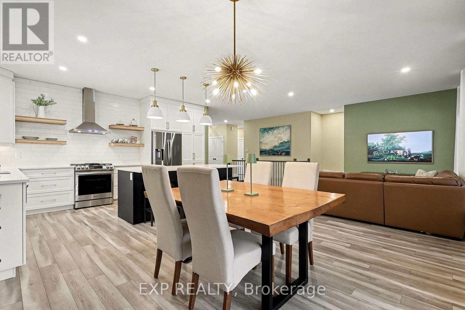 












200 NELLIE STREET

,
Clarence-Rockland,




Ontario
K0A2A0

