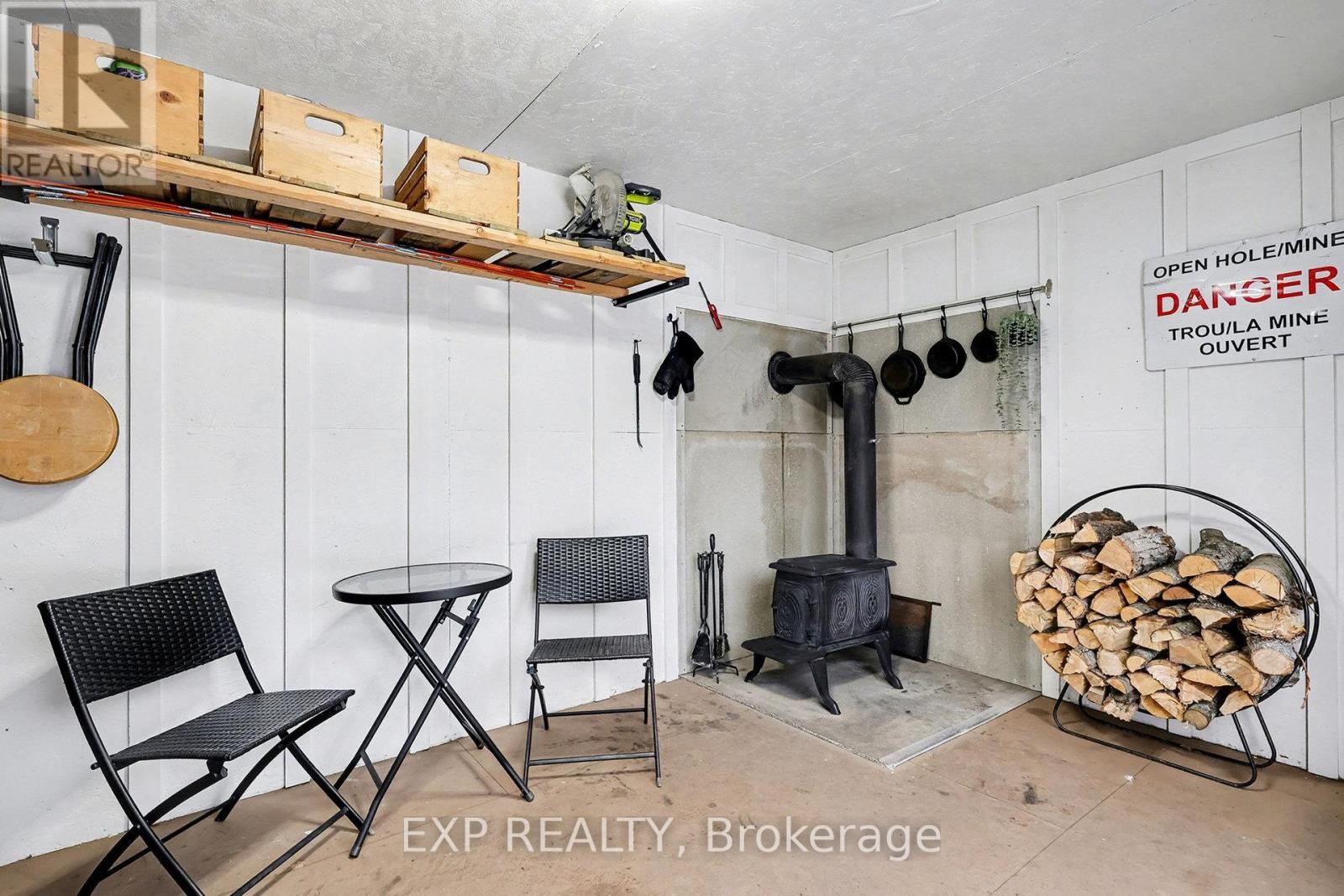 












200 NELLIE STREET

,
Clarence-Rockland,




Ontario
K0A2A0

