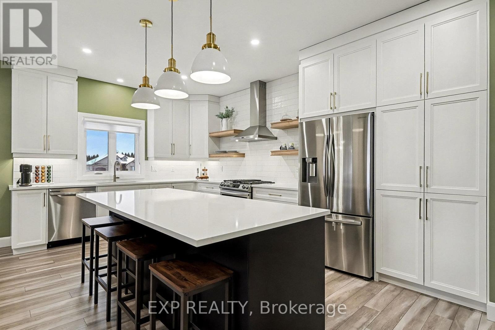 












200 NELLIE STREET

,
Clarence-Rockland,




Ontario
K0A2A0

