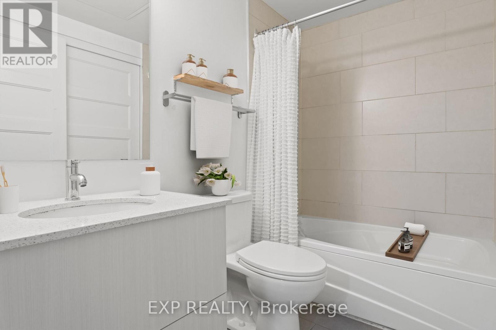 












108 - 2785 BASELINE ROAD

,
Ottawa,




Ontario
K2H0B7

