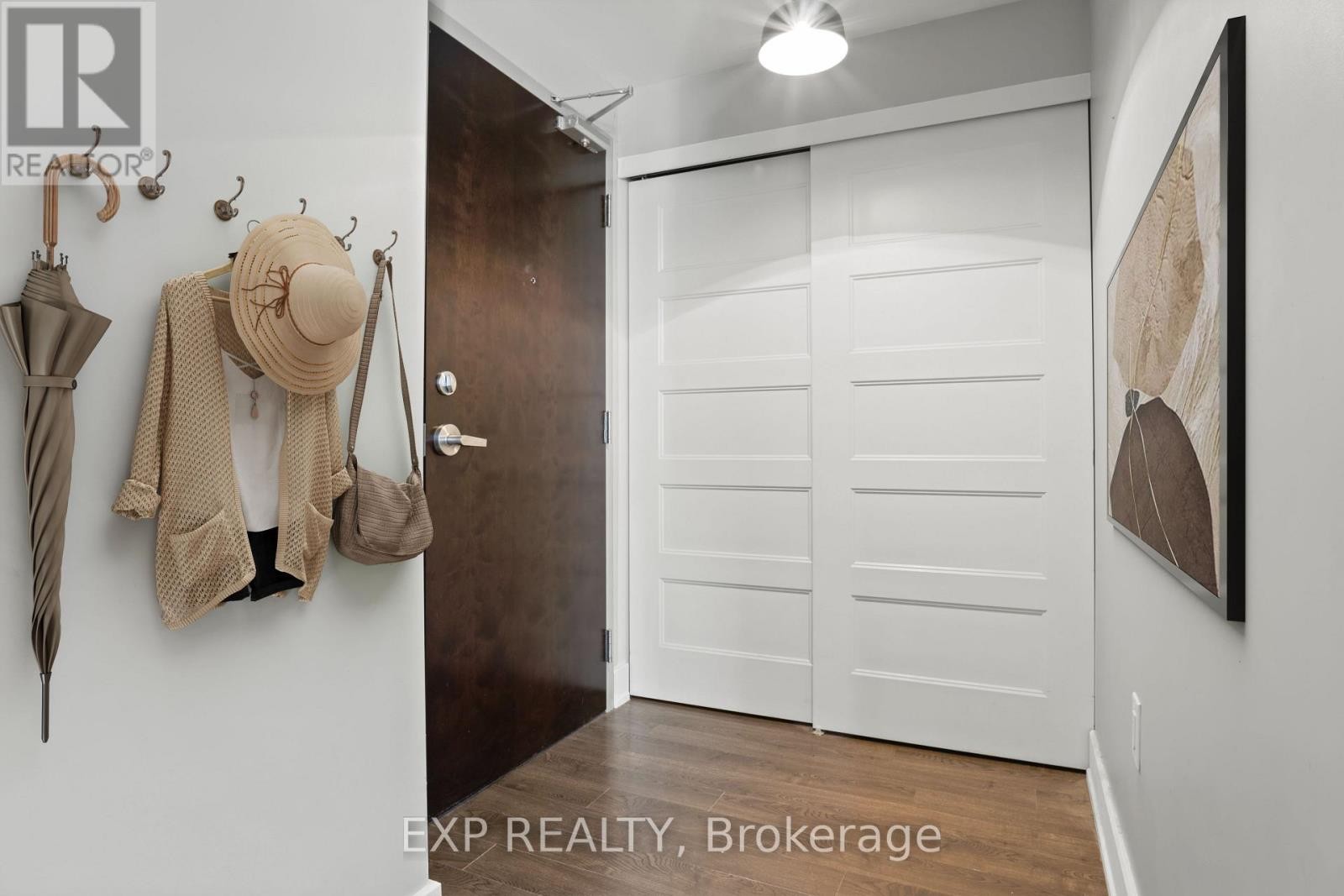 












108 - 2785 BASELINE ROAD

,
Ottawa,




Ontario
K2H0B7

