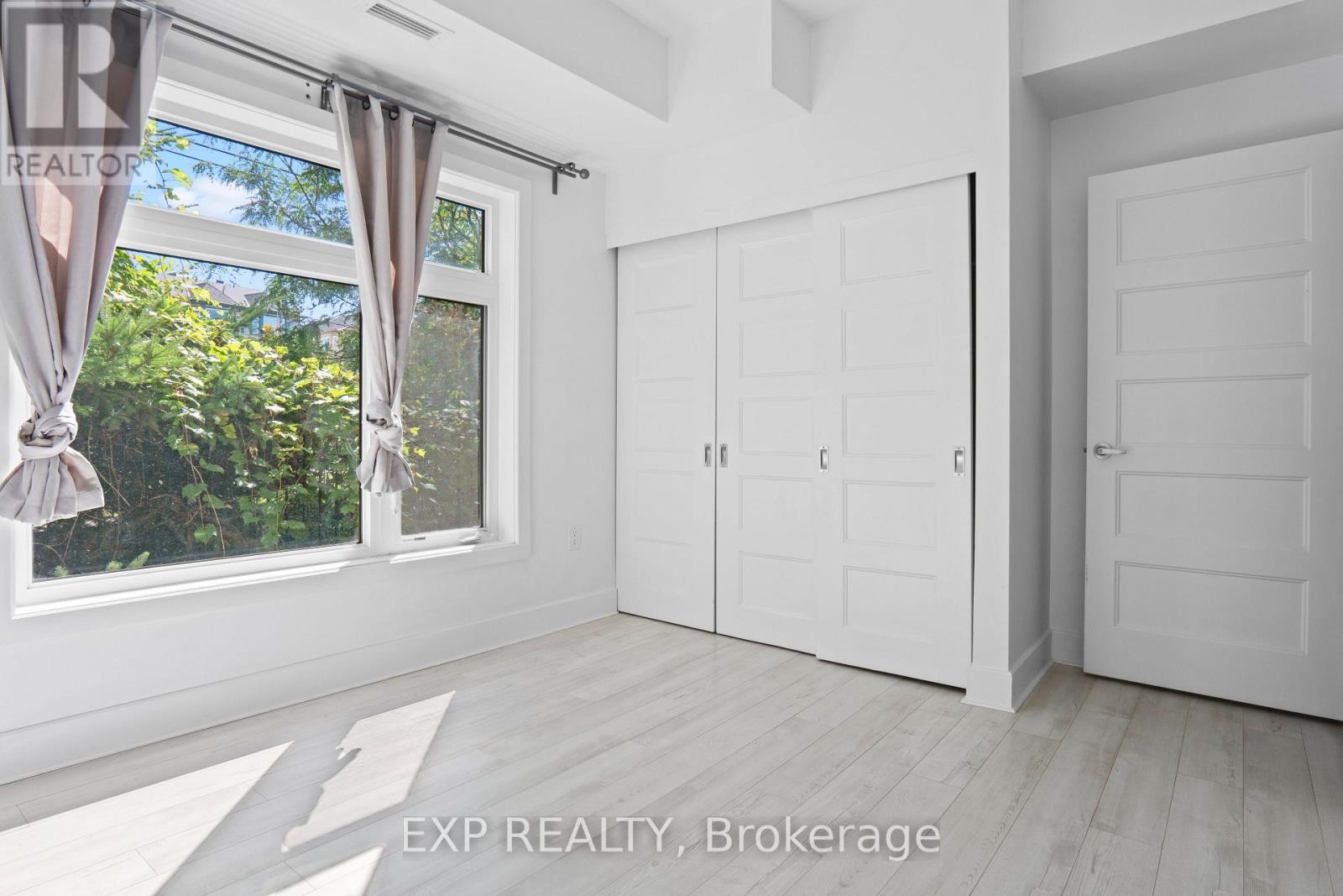 












108 - 2785 BASELINE ROAD

,
Ottawa,




Ontario
K2H0B7

