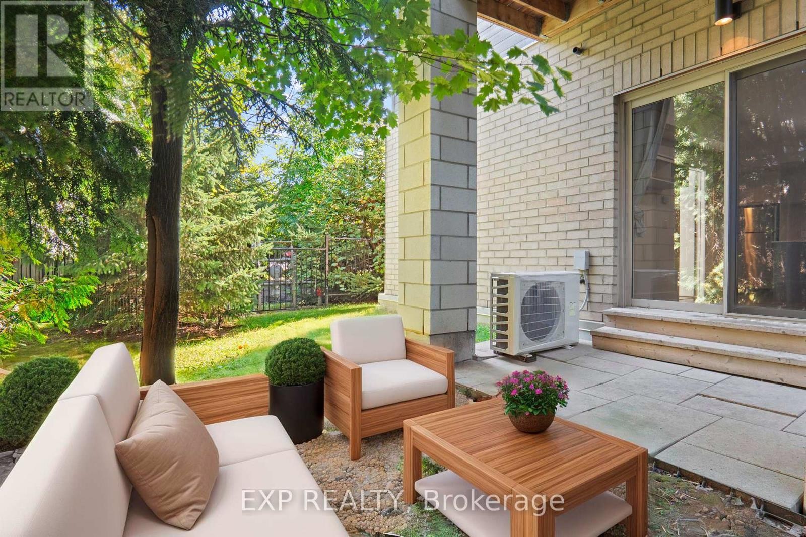 












108 - 2785 BASELINE ROAD

,
Ottawa,




Ontario
K2H0B7

