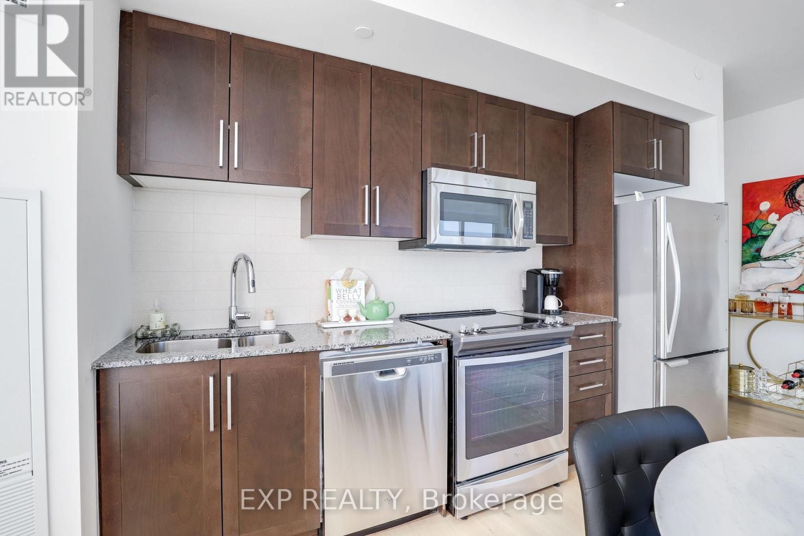 












810 - 485 RICHMOND ROAD

,
Ottawa,




Ontario
K2A3W9

