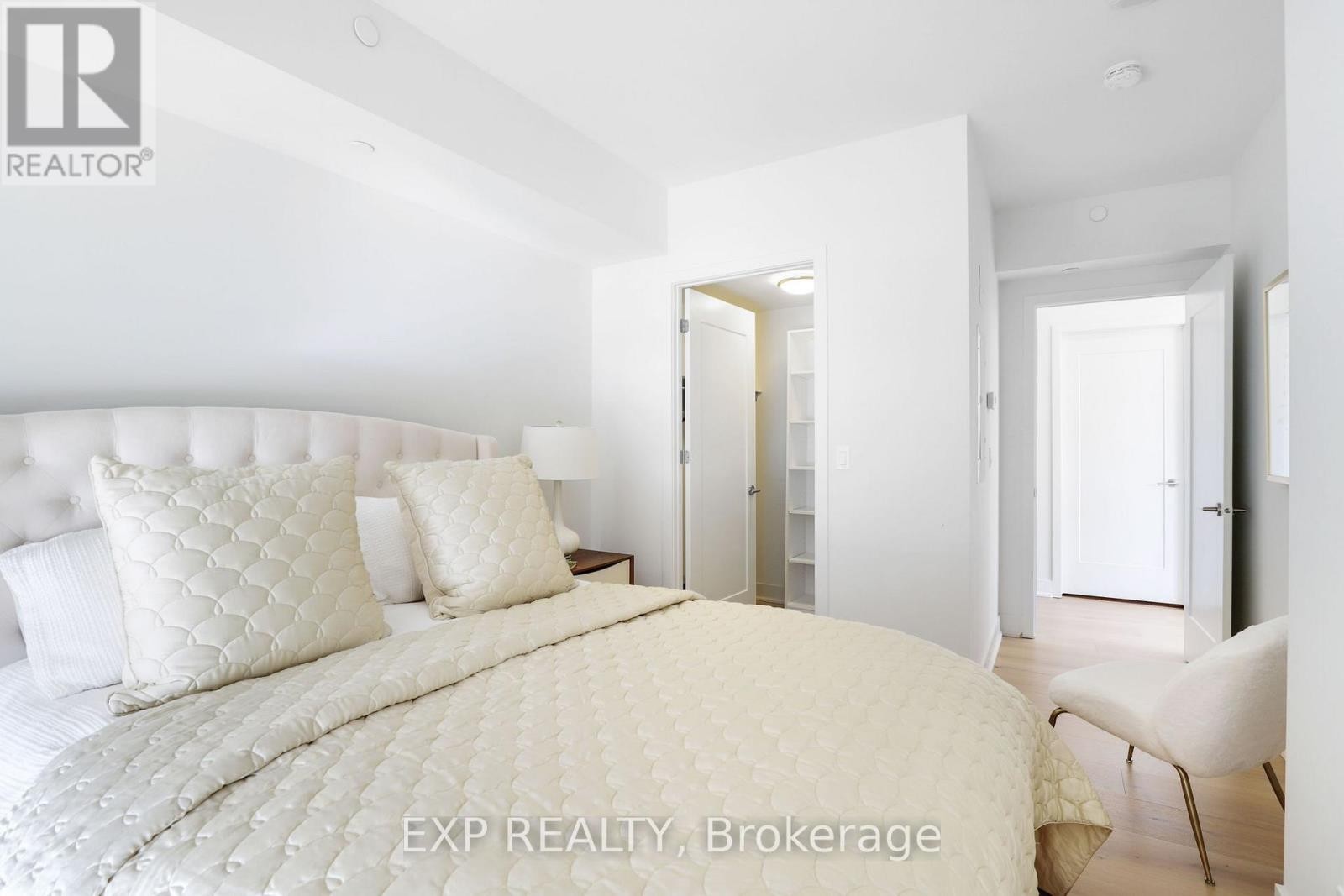 












810 - 485 RICHMOND ROAD

,
Ottawa,




Ontario
K2A3W9

