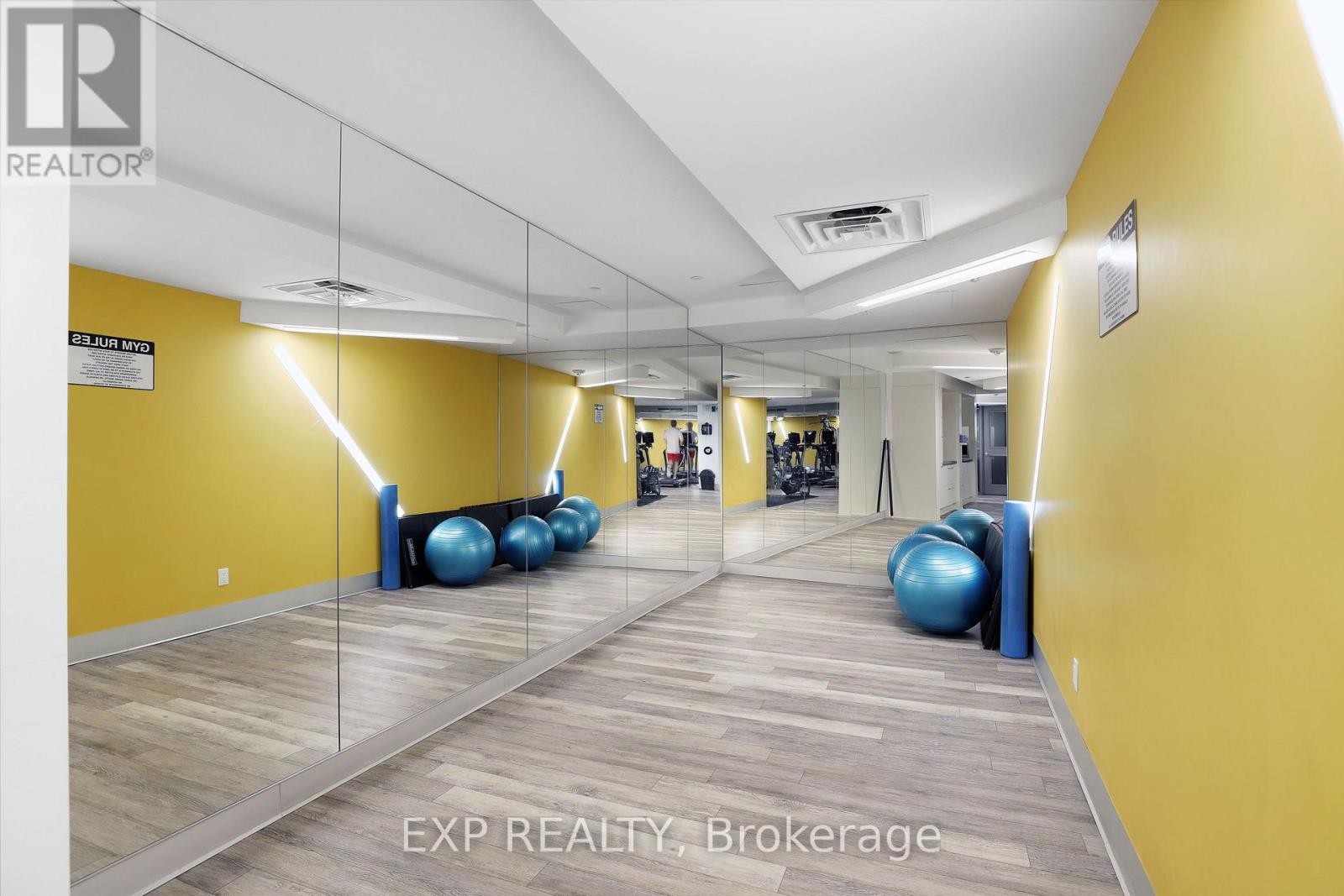 












810 - 485 RICHMOND ROAD

,
Ottawa,




Ontario
K2A3W9

