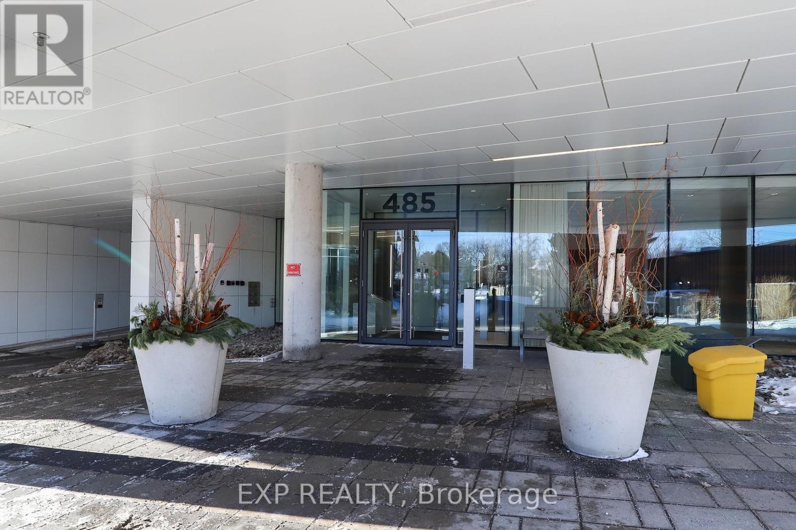 












810 - 485 RICHMOND ROAD

,
Ottawa,




Ontario
K2A3W9

