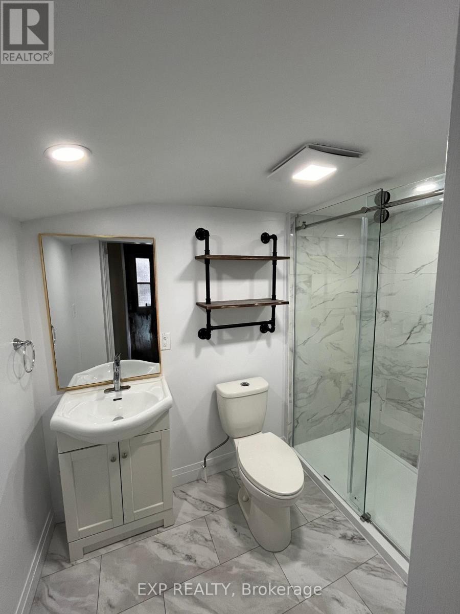 












505 BRONSON AVENUE

,
Ottawa,




Ontario
K1R6J8

