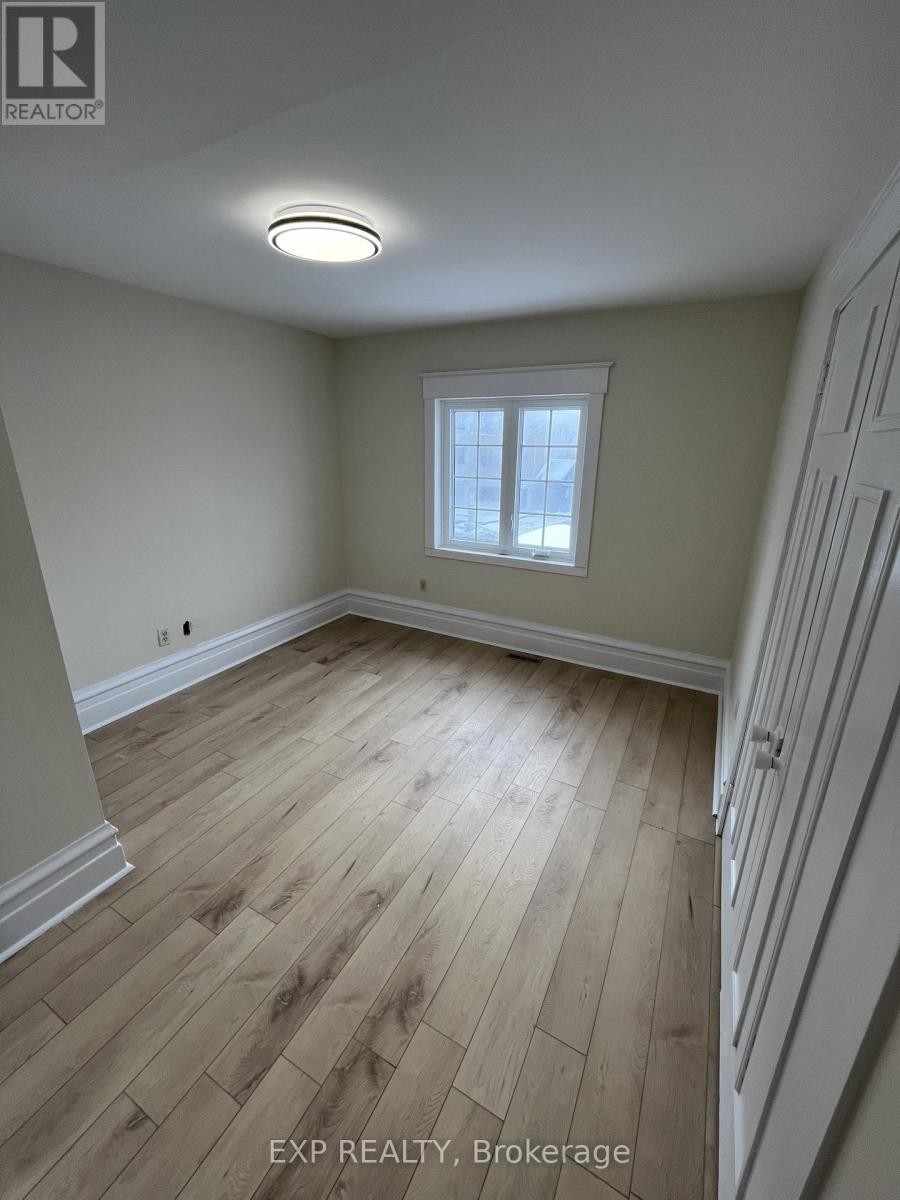 












505 BRONSON AVENUE

,
Ottawa,




Ontario
K1R6J8

