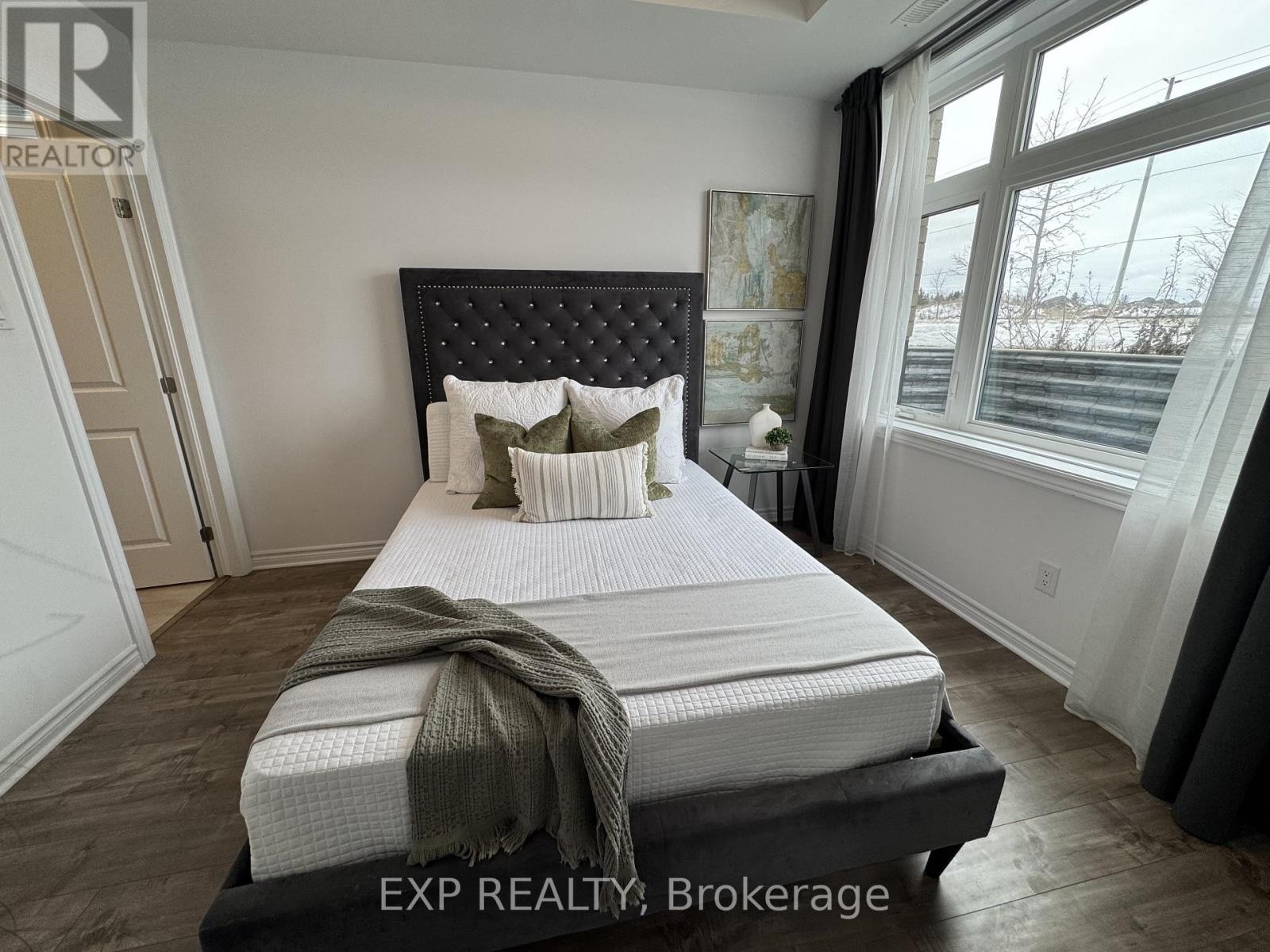 












L - 50 JAGUAR PRIVATE

,
Ottawa,




Ontario
K2V0J2

