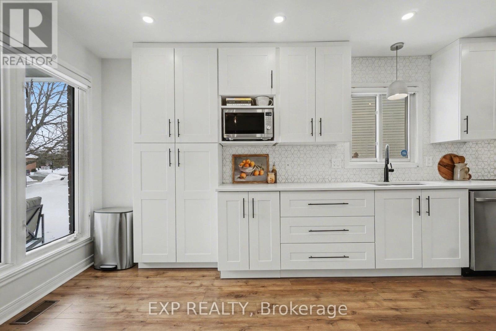 












710 PRINCESS LOUISE DRIVE

,
Ottawa,




Ontario
K4A3G9

