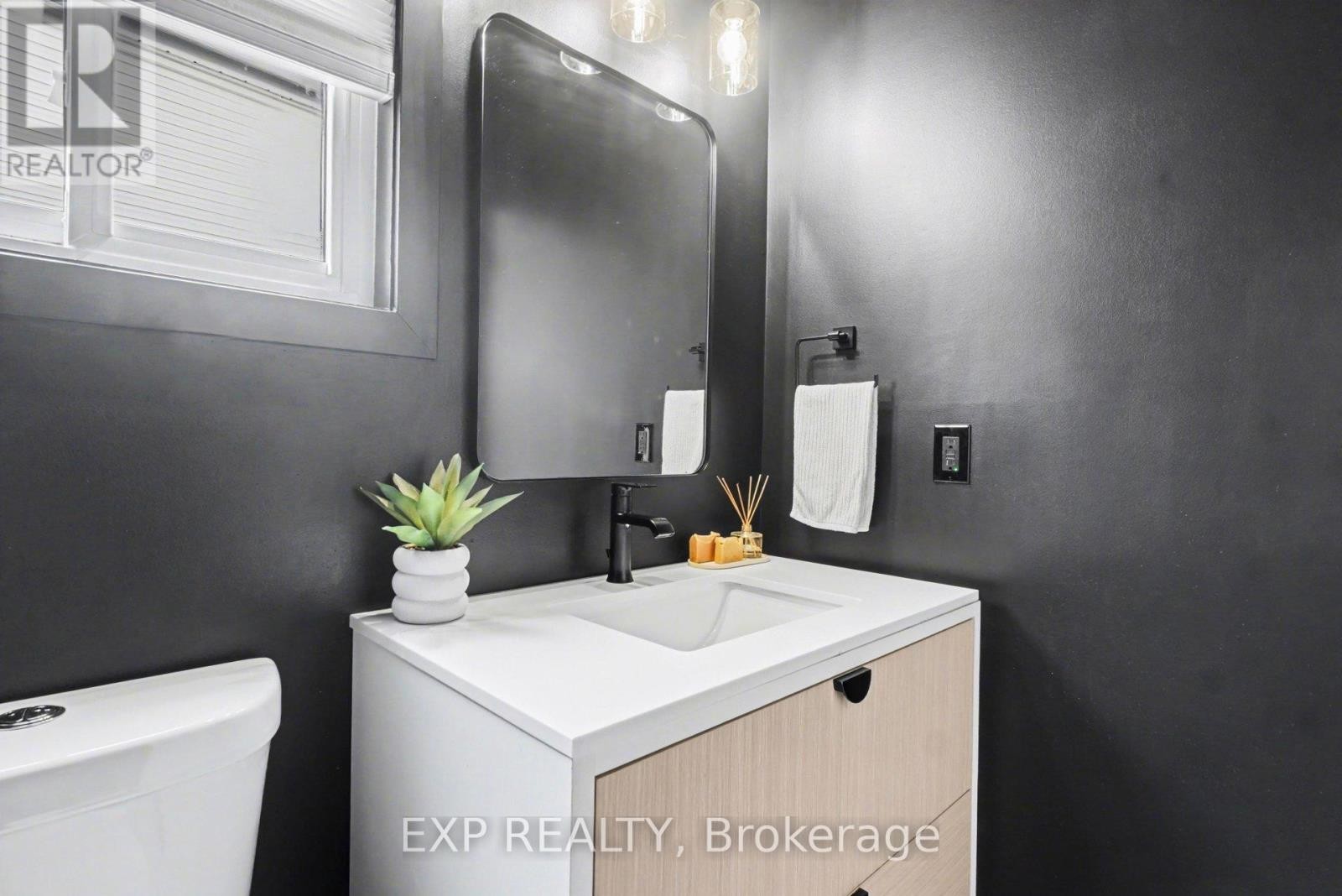 












710 PRINCESS LOUISE DRIVE

,
Ottawa,




Ontario
K4A3G9

