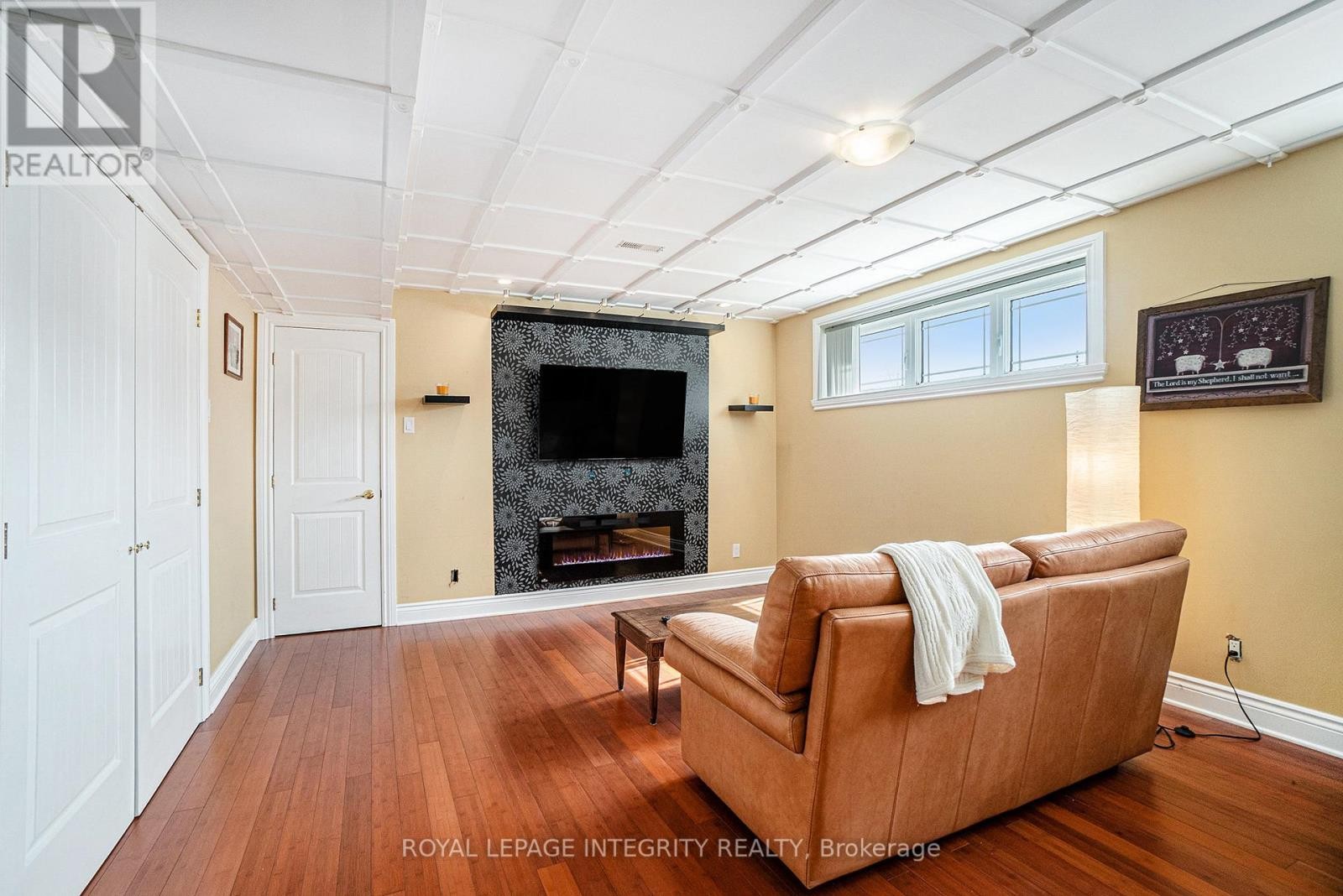 












55 ROWAN DRIVE

,
South Dundas,




Ontario
K0C1X0

