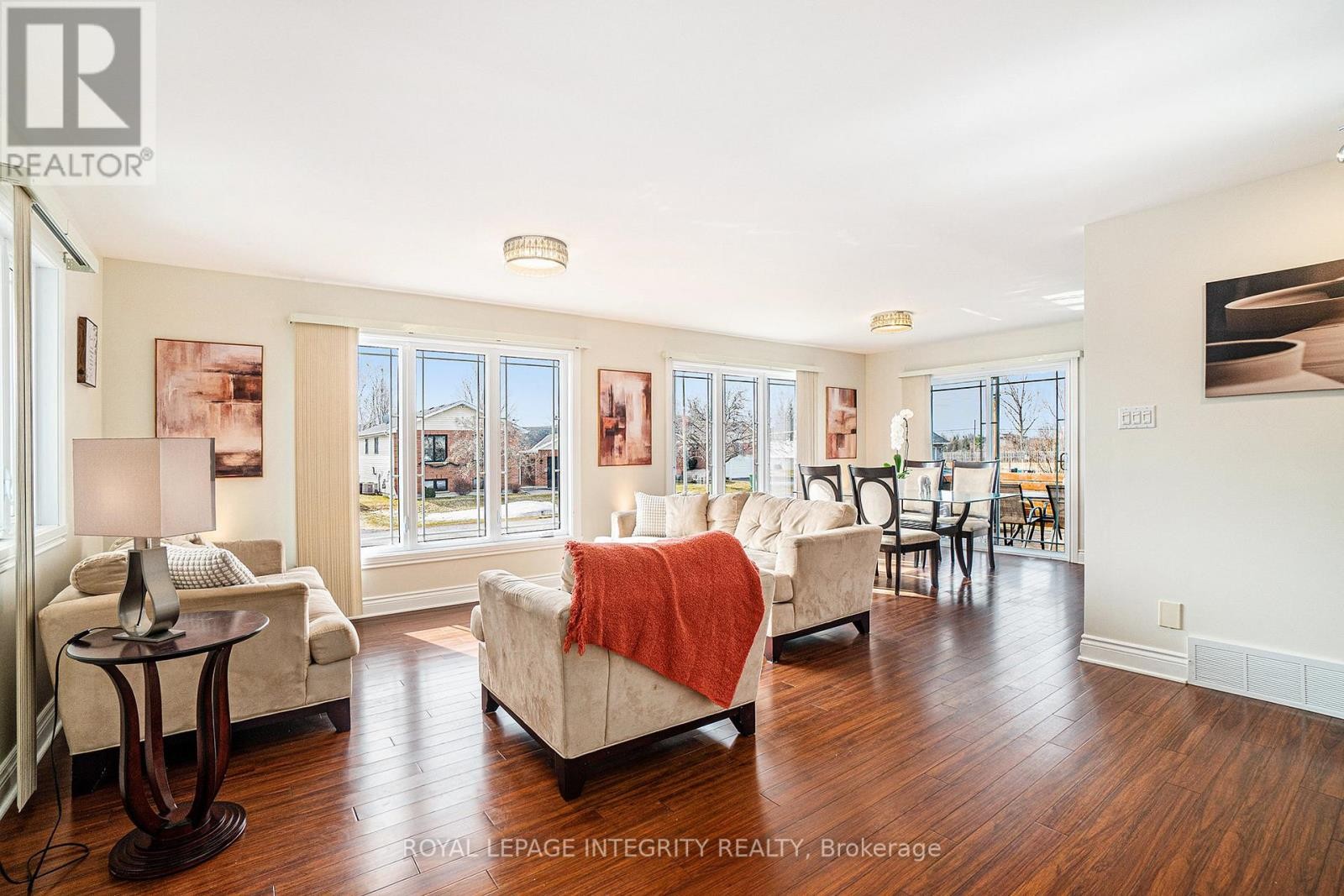 












55 ROWAN DRIVE

,
South Dundas,




Ontario
K0C1X0

