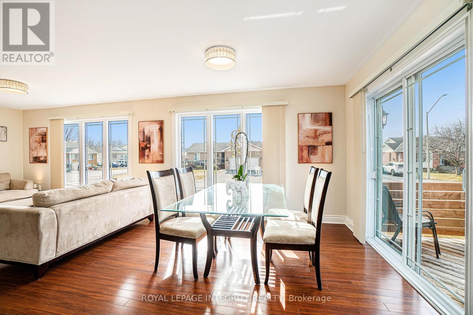 












55 ROWAN DRIVE

,
South Dundas,




Ontario
K0C1X0

