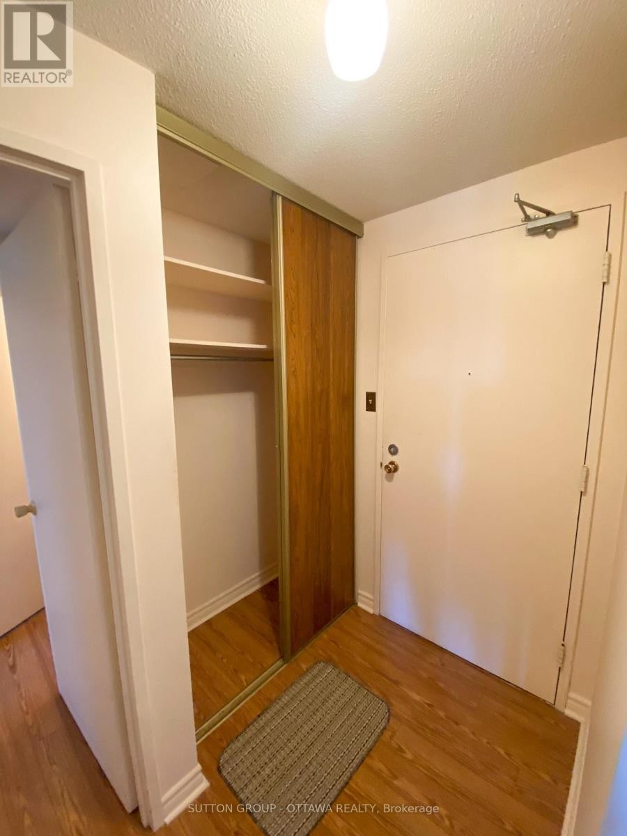 












603 - 1599 LASSITER TERRACE

,
Ottawa,




Ontario
K1J8R6

