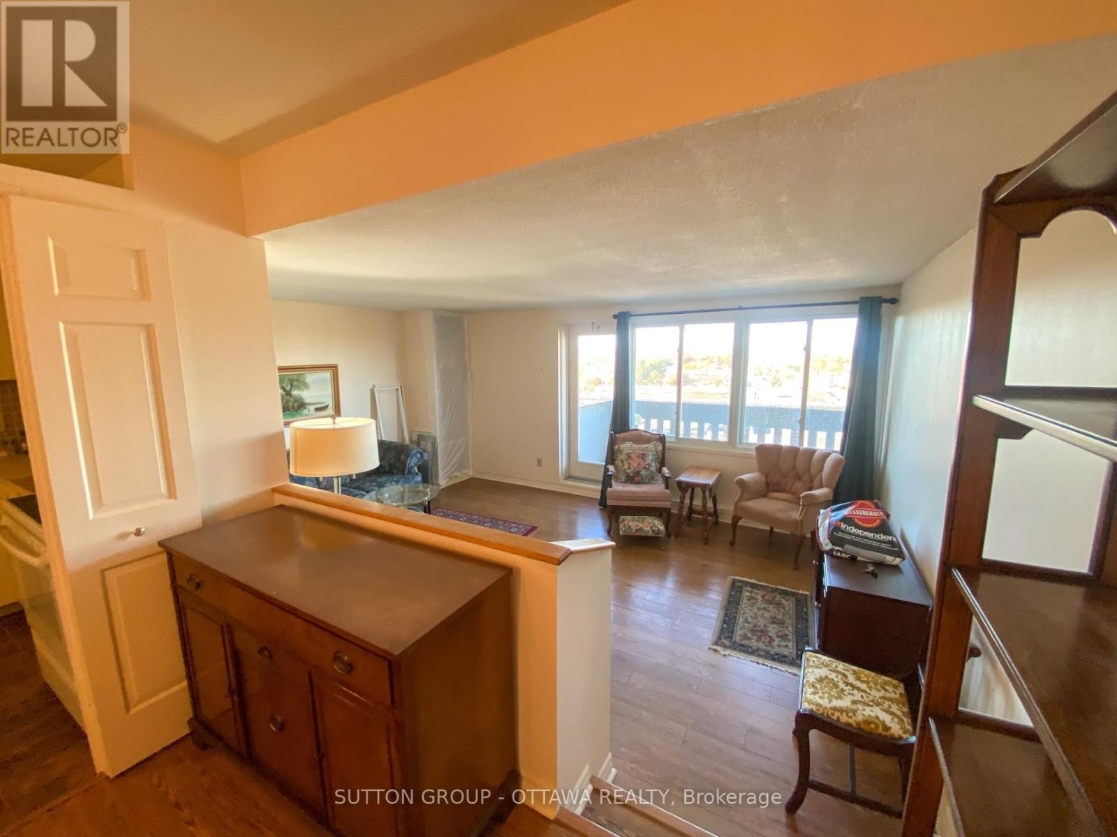 












603 - 1599 LASSITER TERRACE

,
Ottawa,




Ontario
K1J8R6

