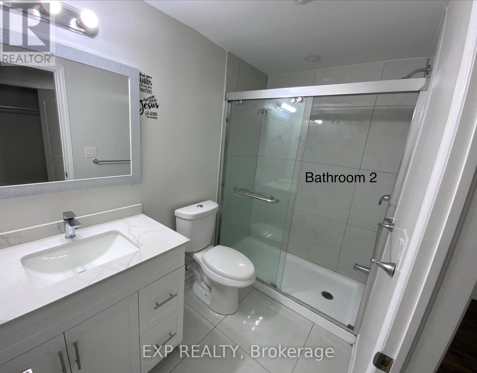 












B - 923 GUINNESS CRESCENT

,
Ottawa,




Ontario
K2C3H2

